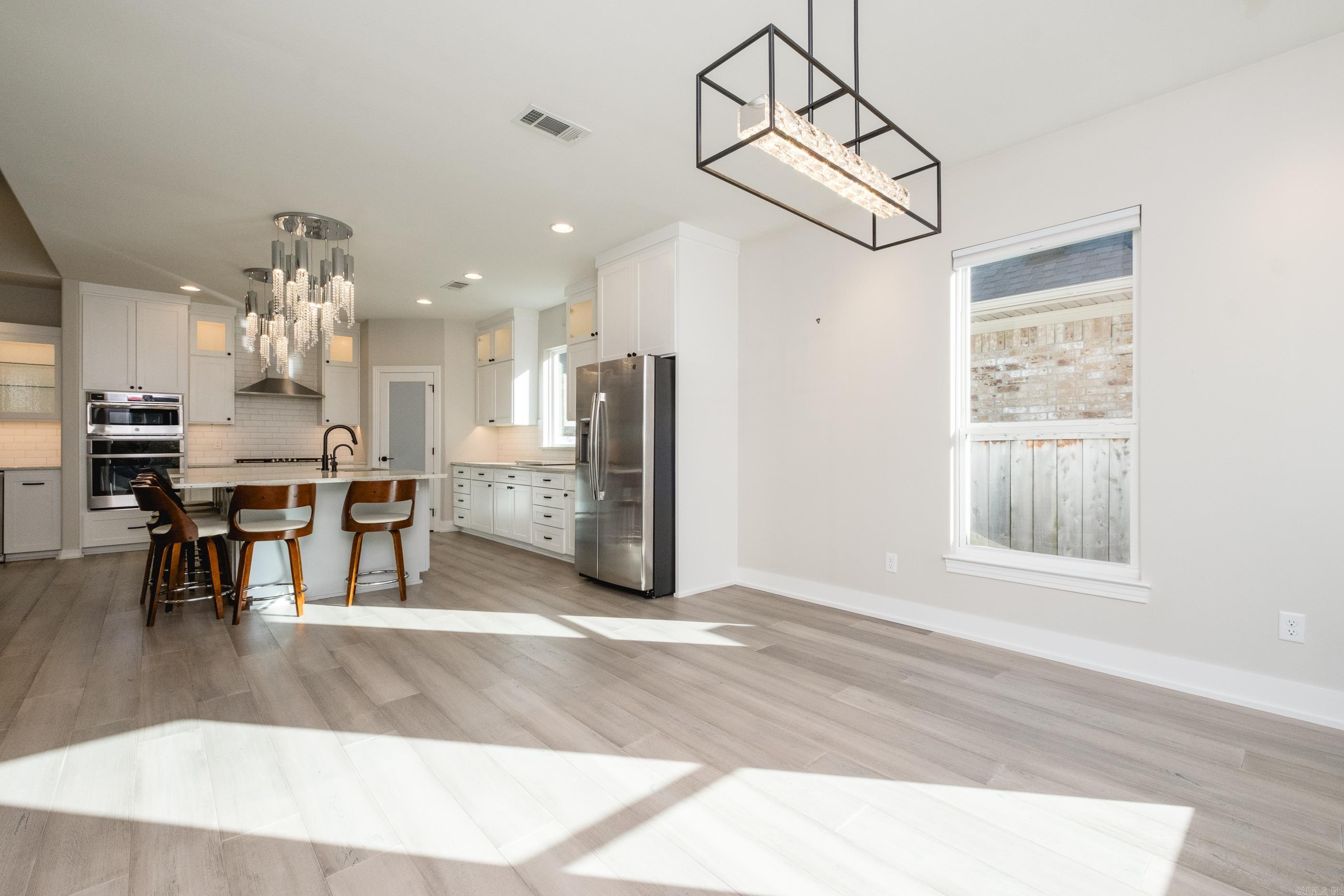 25 Belles Fleurs  Little Rock, AR