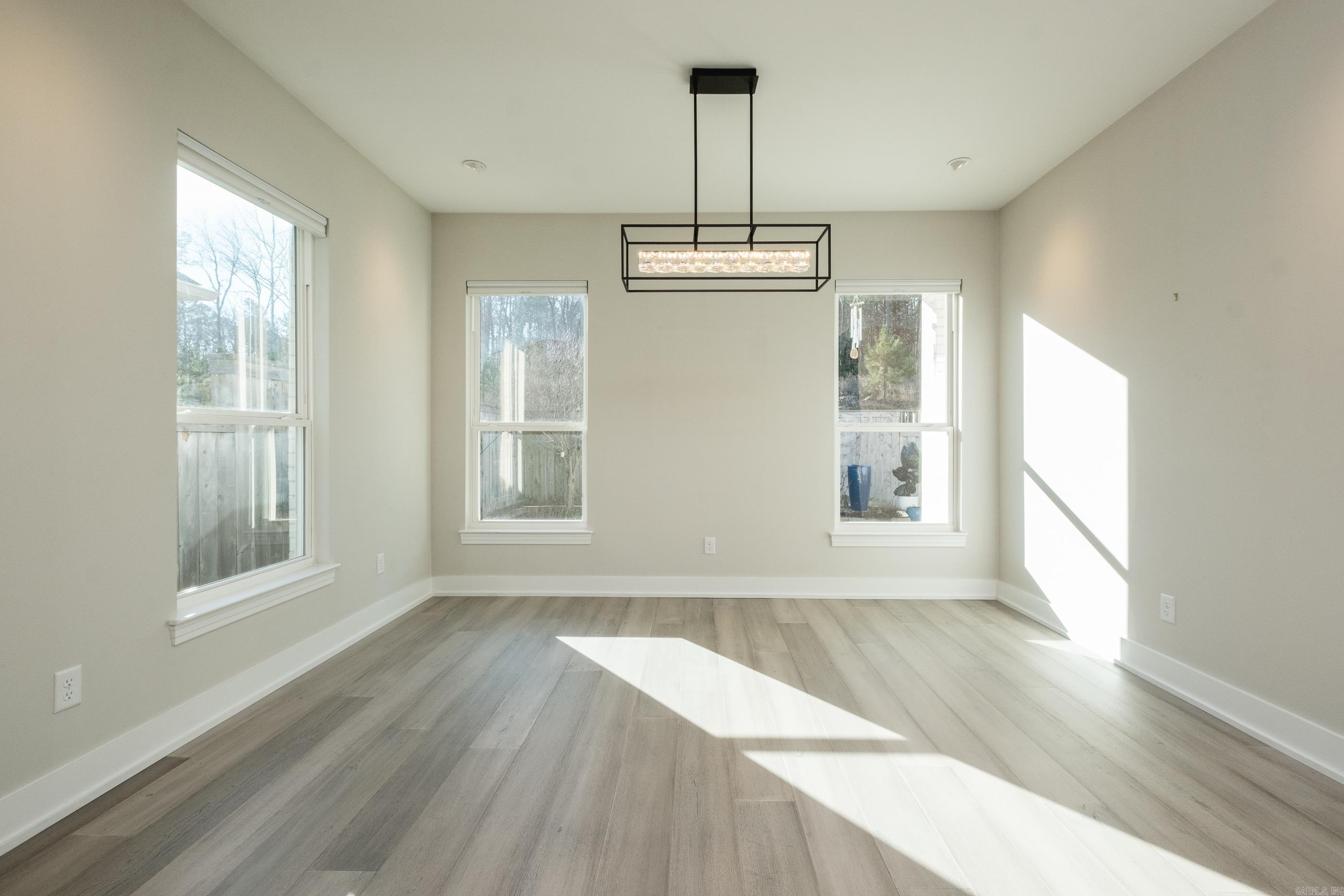 25 Belles Fleurs  Little Rock, AR