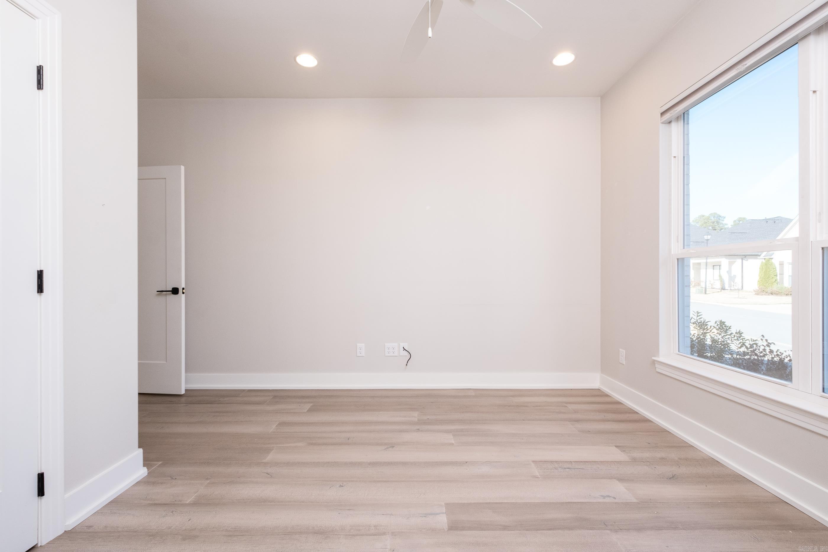 25 Belles Fleurs  Little Rock, AR