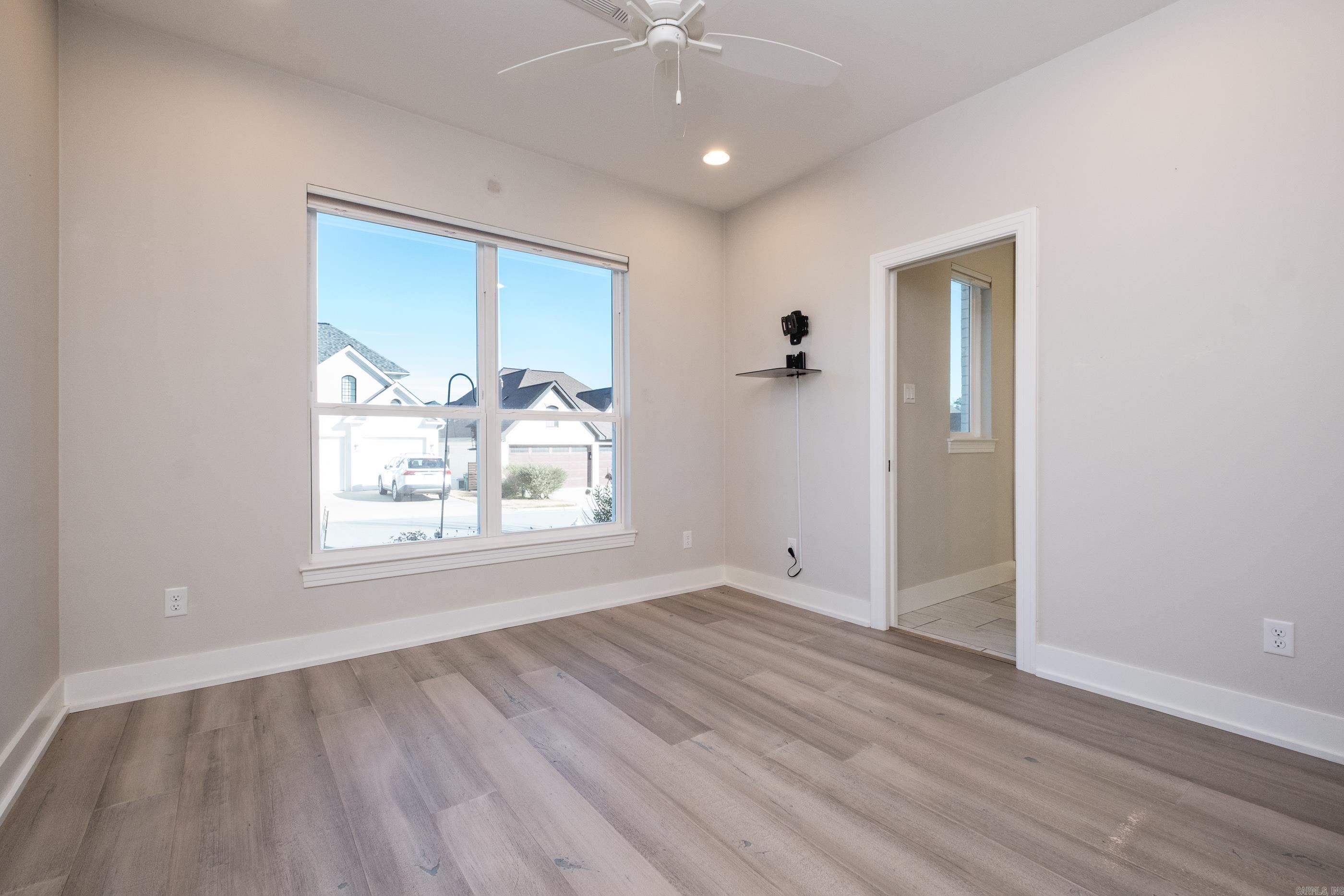 25 Belles Fleurs  Little Rock, AR