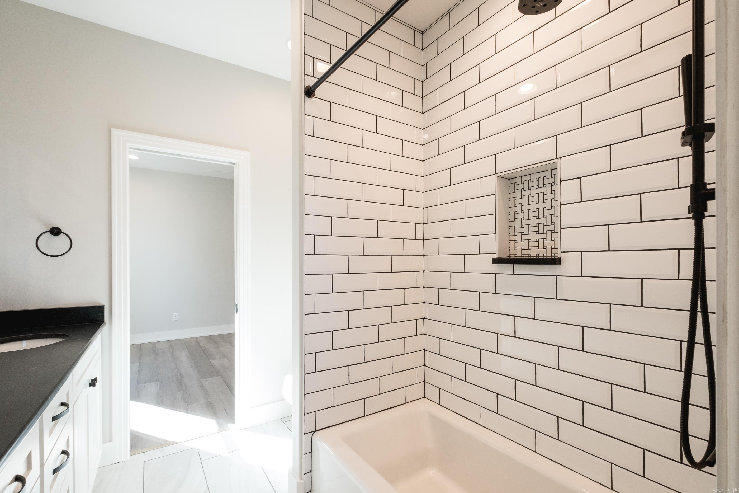 25 Belles Fleurs  Little Rock, AR