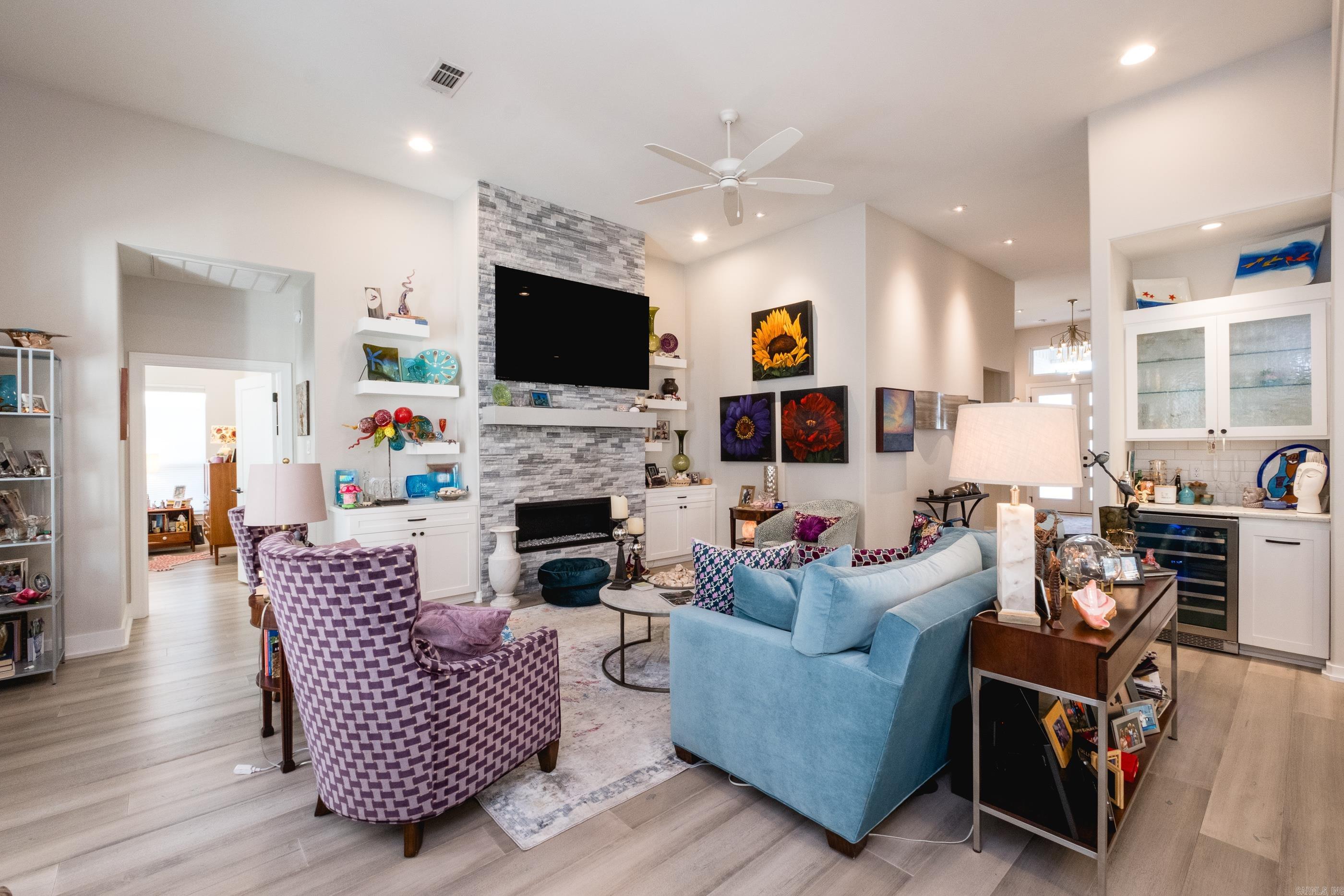 25 Belles Fleurs  Little Rock, AR