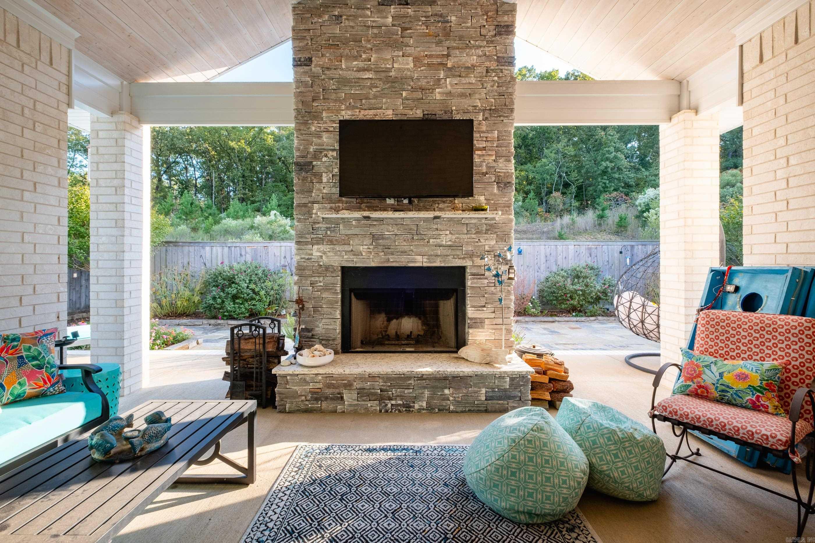 25 Belles Fleurs  Little Rock, AR