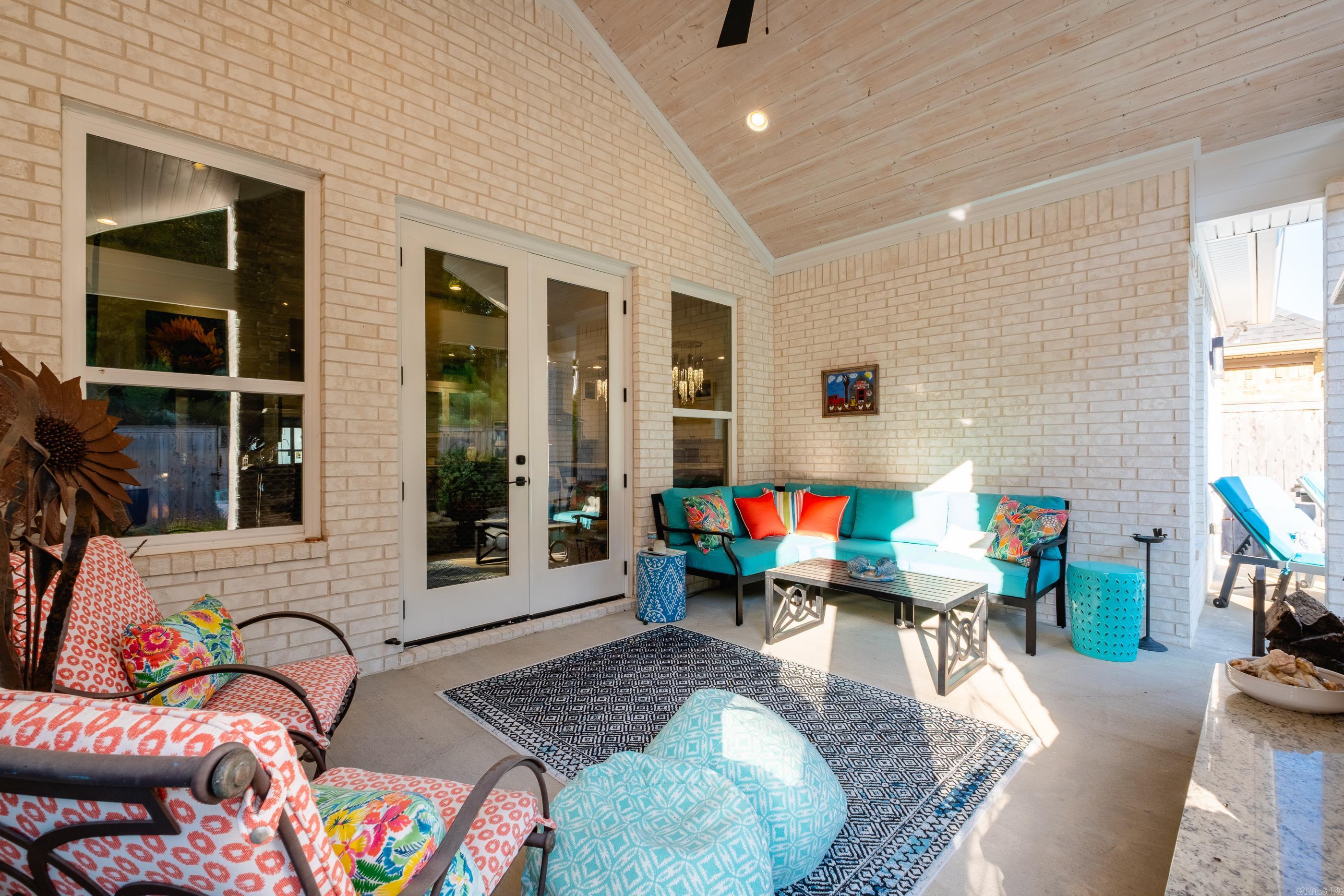 25 Belles Fleurs  Little Rock, AR