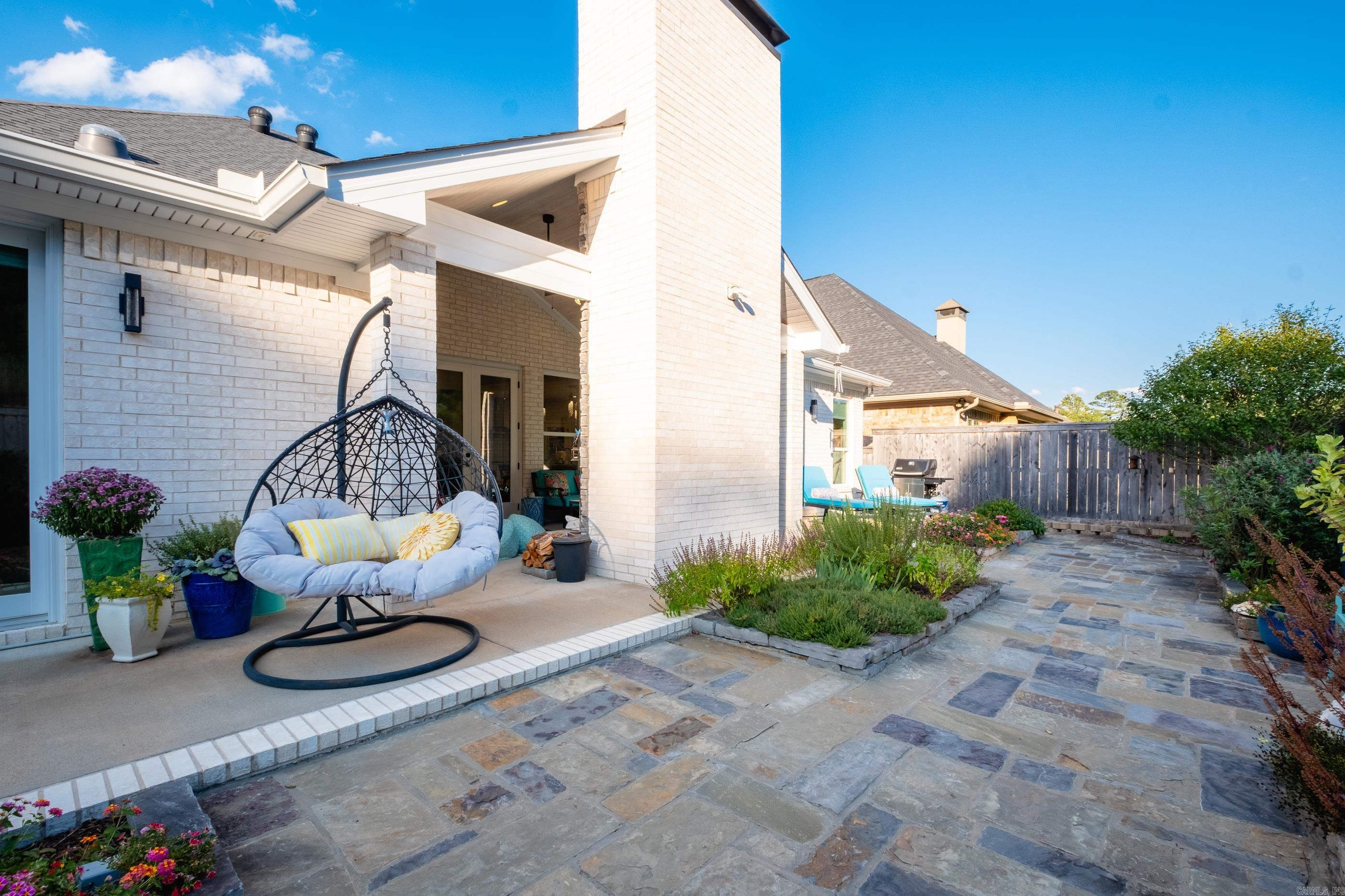 25 Belles Fleurs  Little Rock, AR