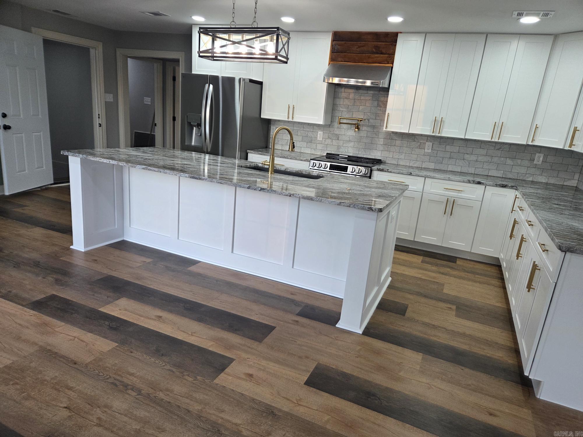 149 Meadowbrook  Searcy, AR