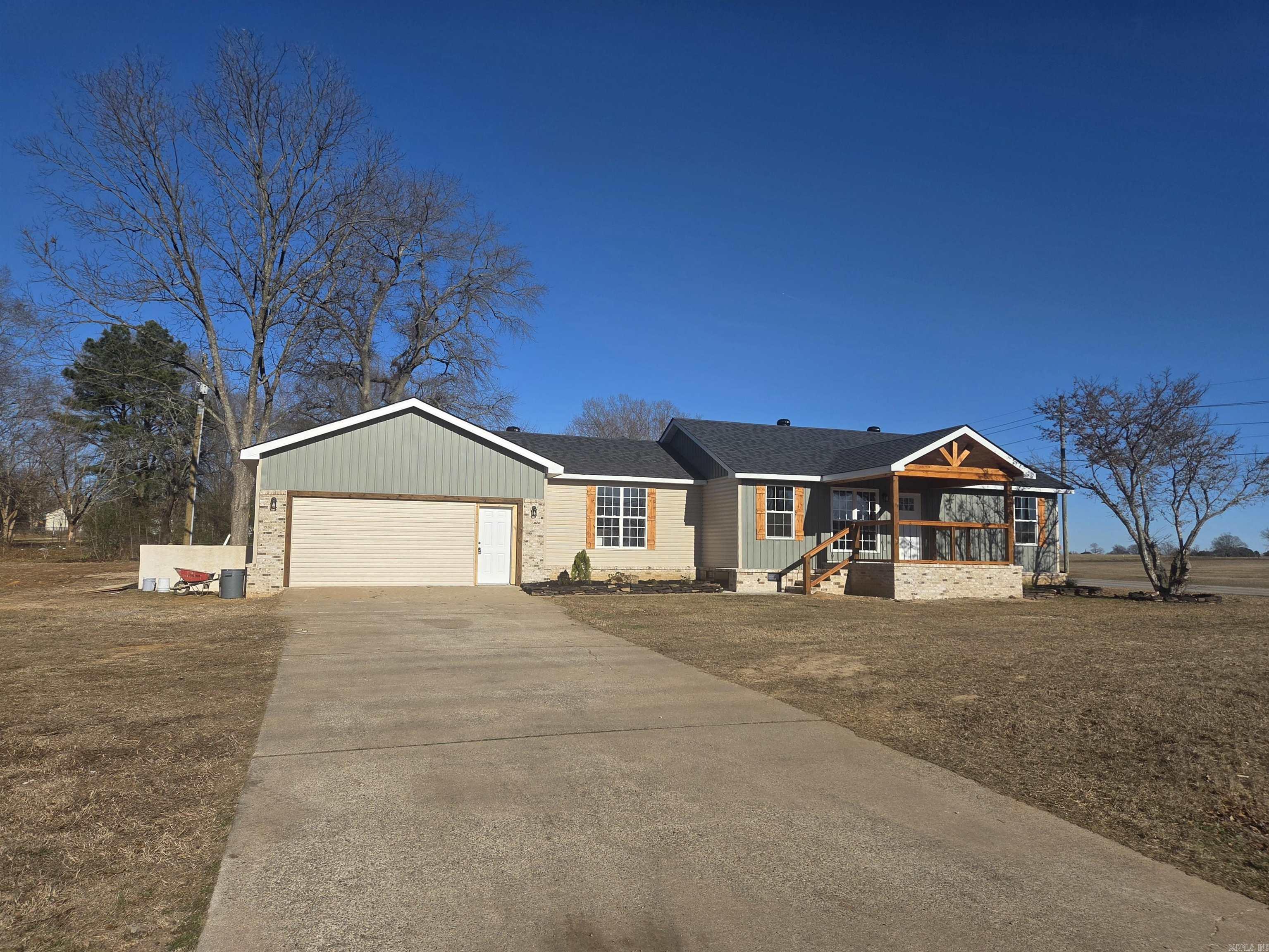 149 Meadowbrook Searcy, AR 72143