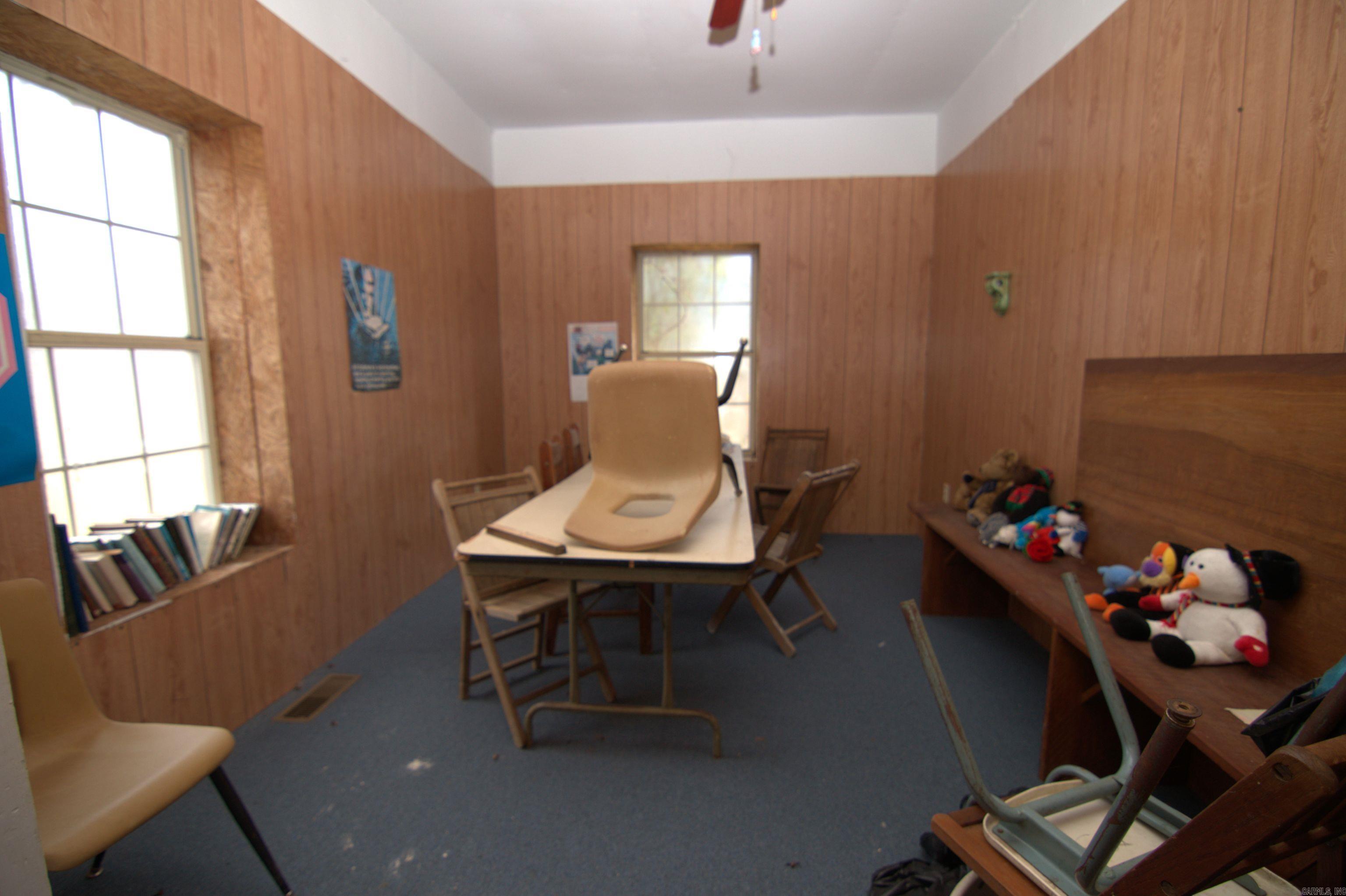 29 Beaver Creek  Roland, AR