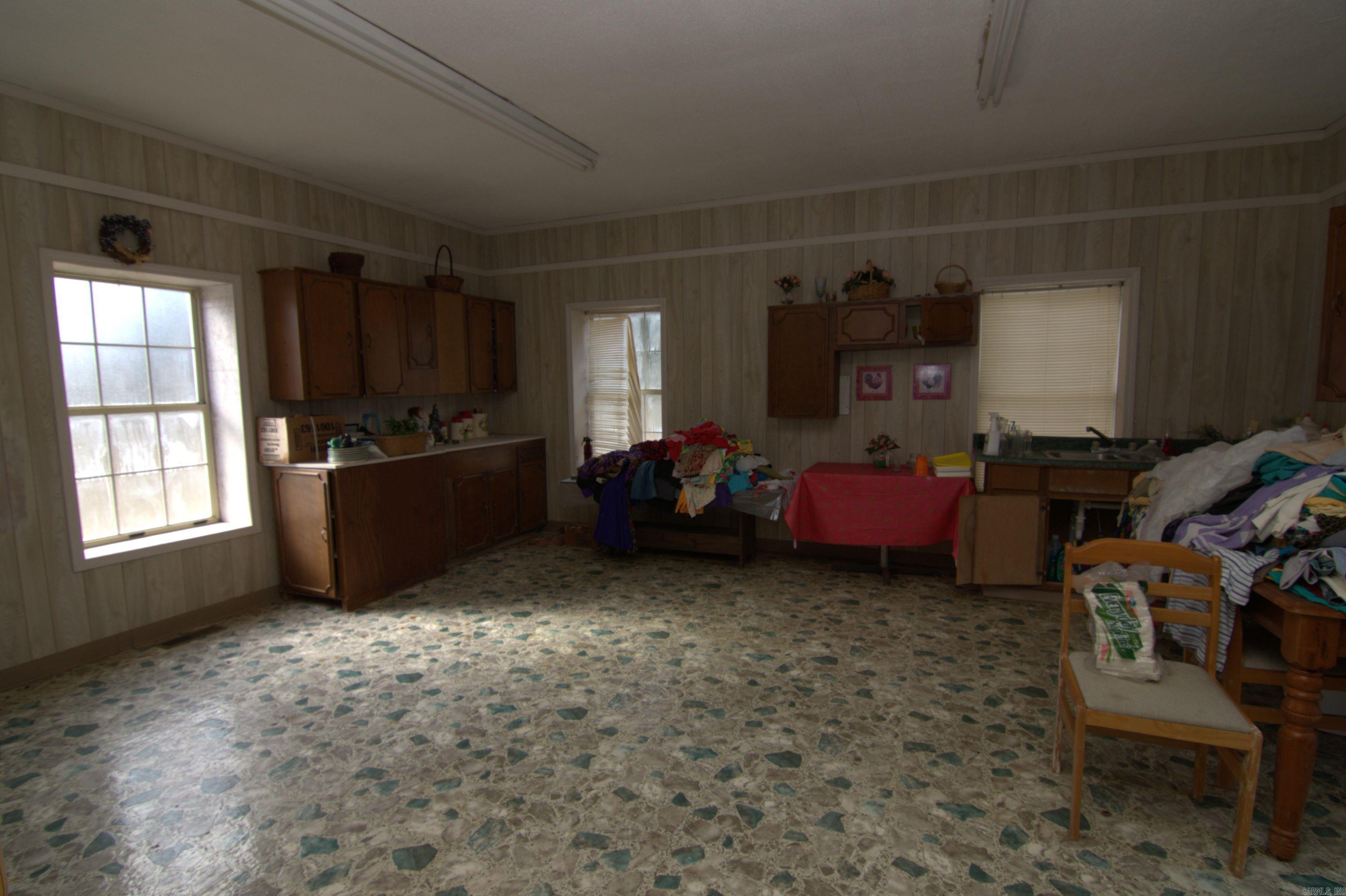 29 Beaver Creek  Roland, AR