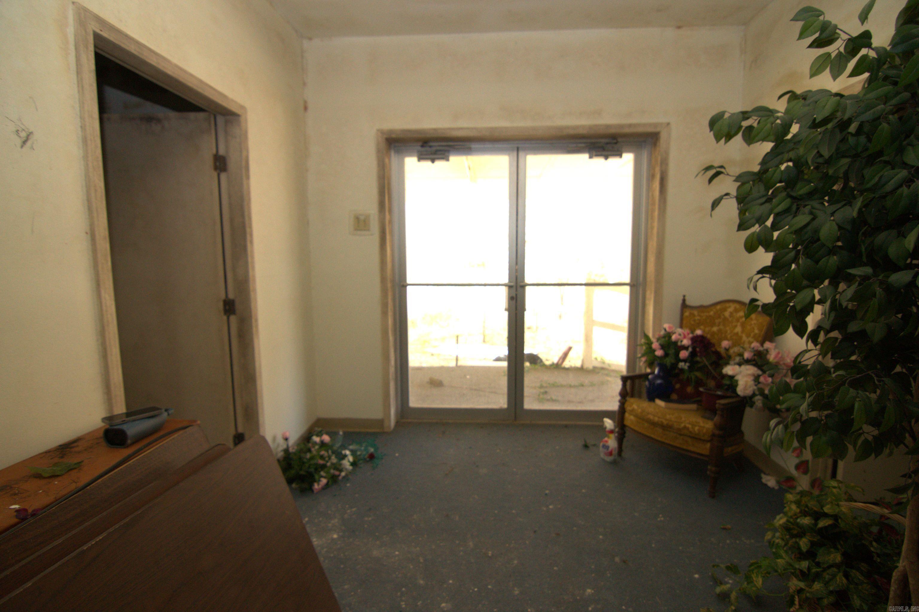 29 Beaver Creek  Roland, AR