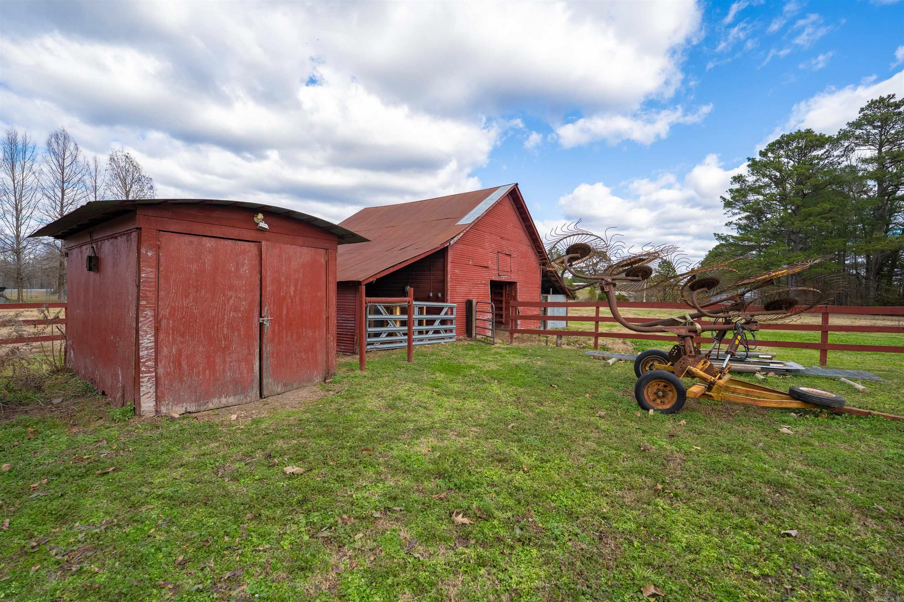 210 N Division  Donaldson, AR