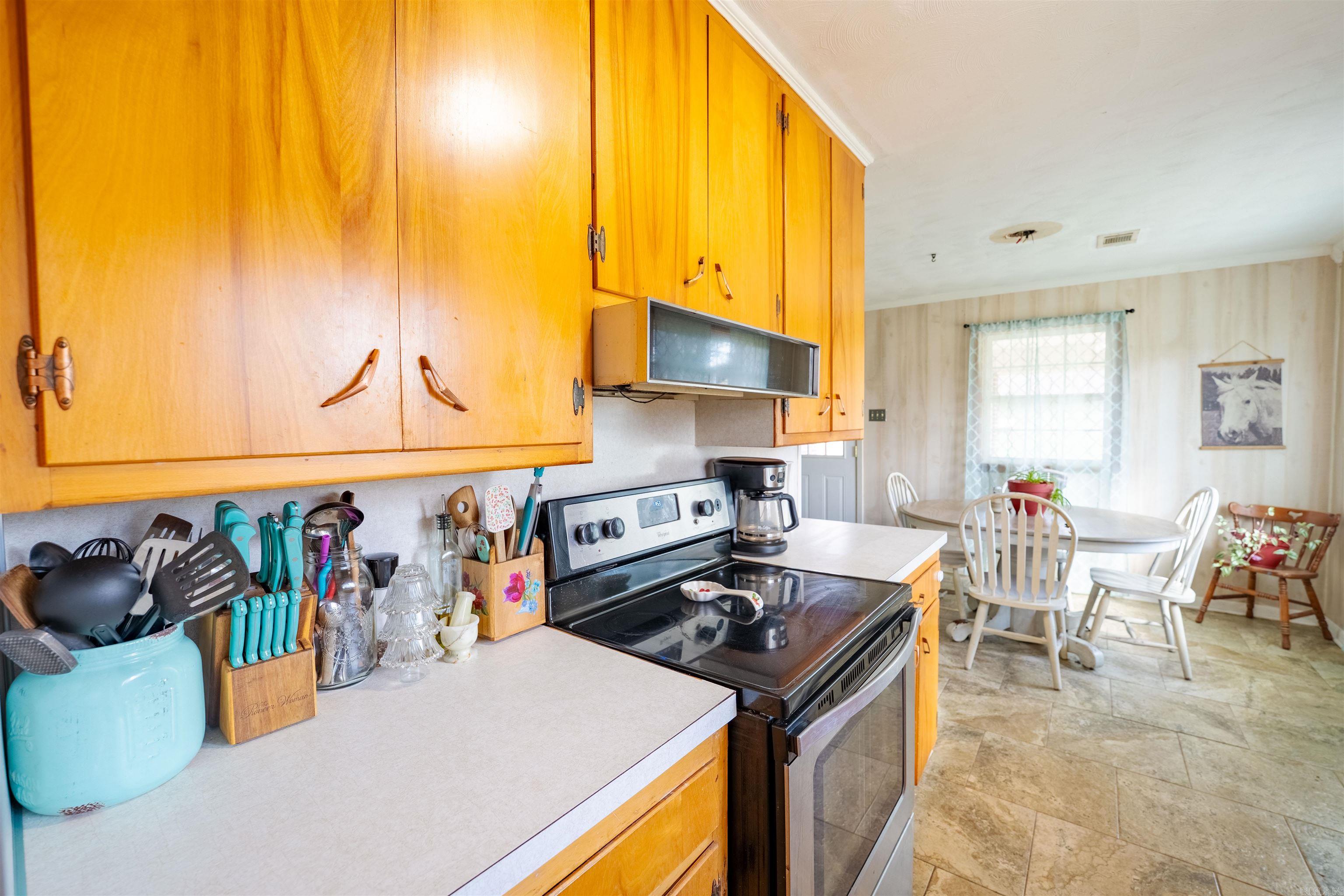 210 N Division  Donaldson, AR