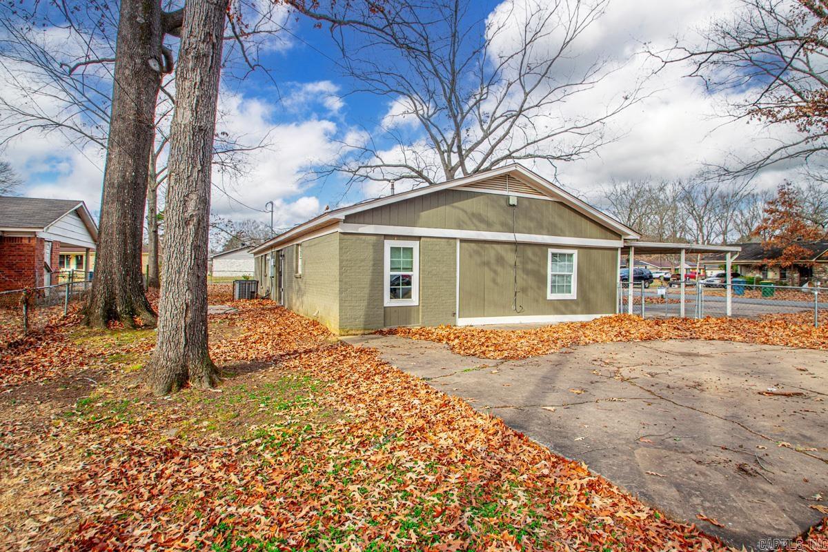 8005 Woodhaven  Little Rock, AR