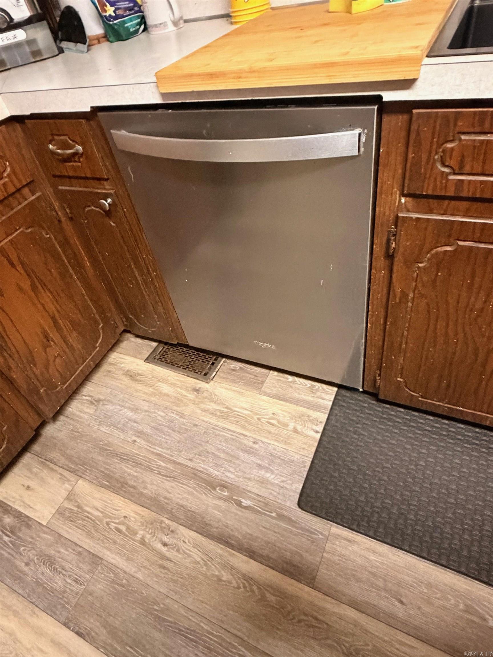 2242 County Road 3350  Clarksville, AR