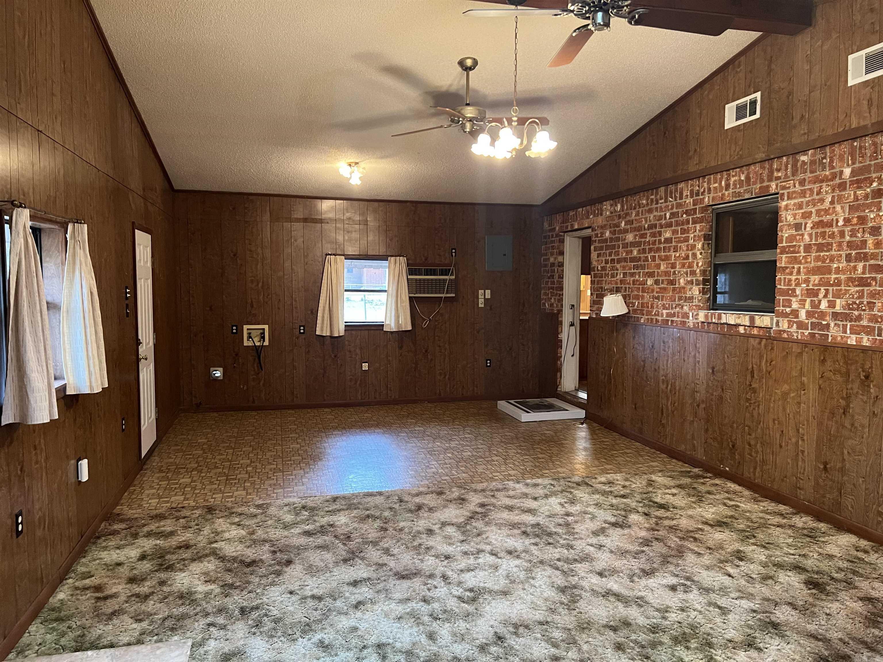 556 Davidson Rd  Beebe, AR