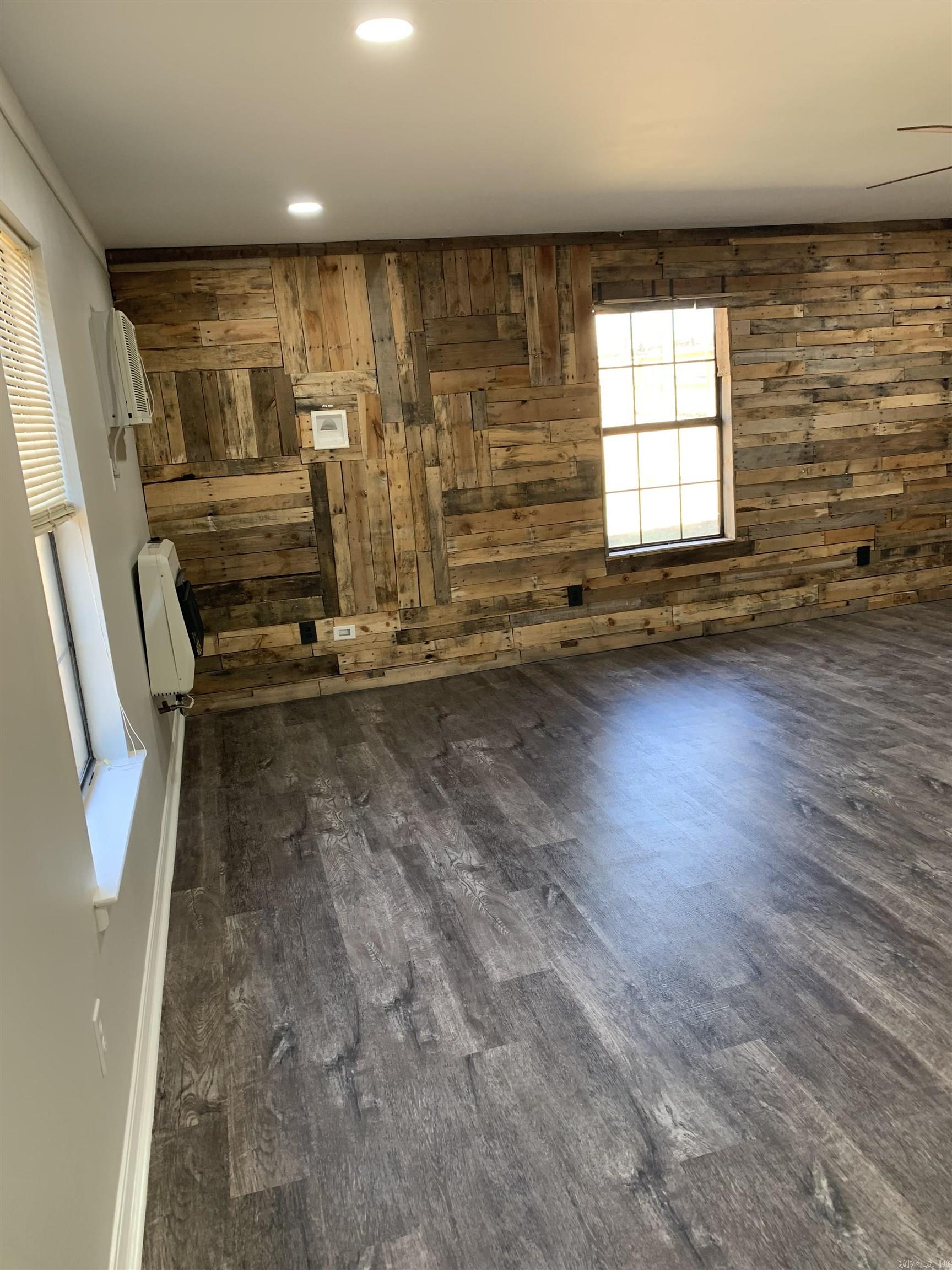 148 Copeland  Romance, AR