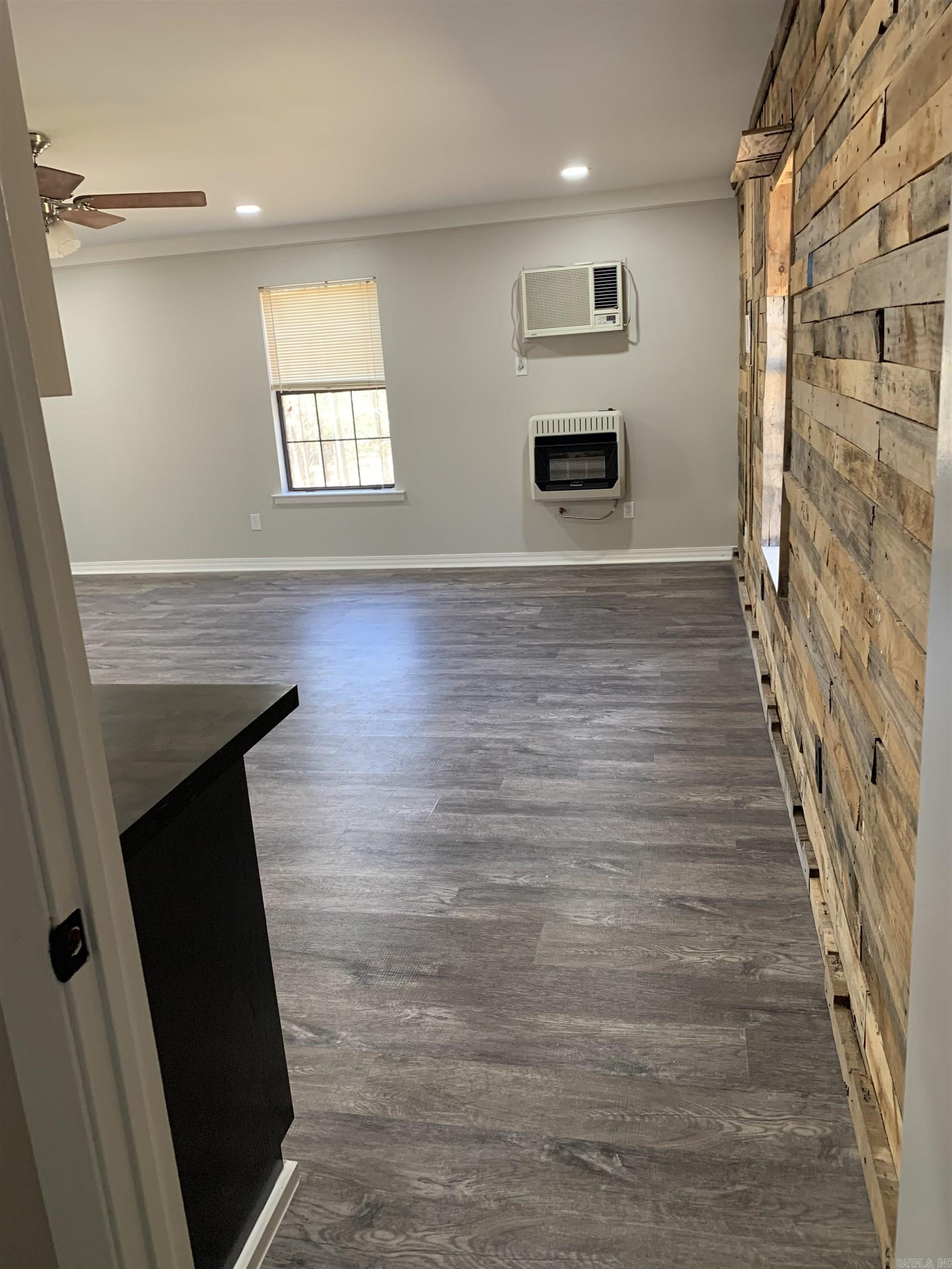 148 Copeland  Romance, AR