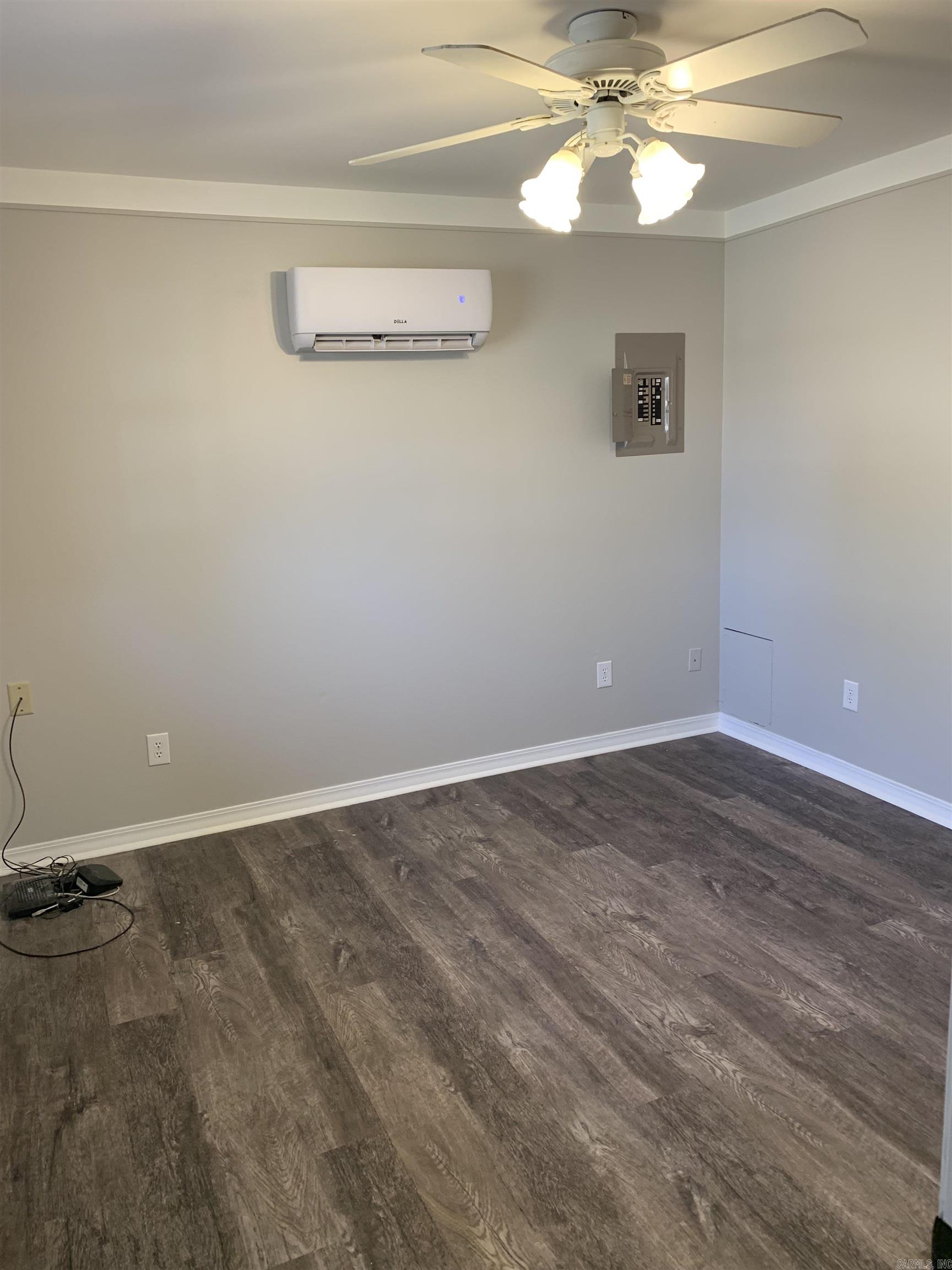 148 Copeland  Romance, AR