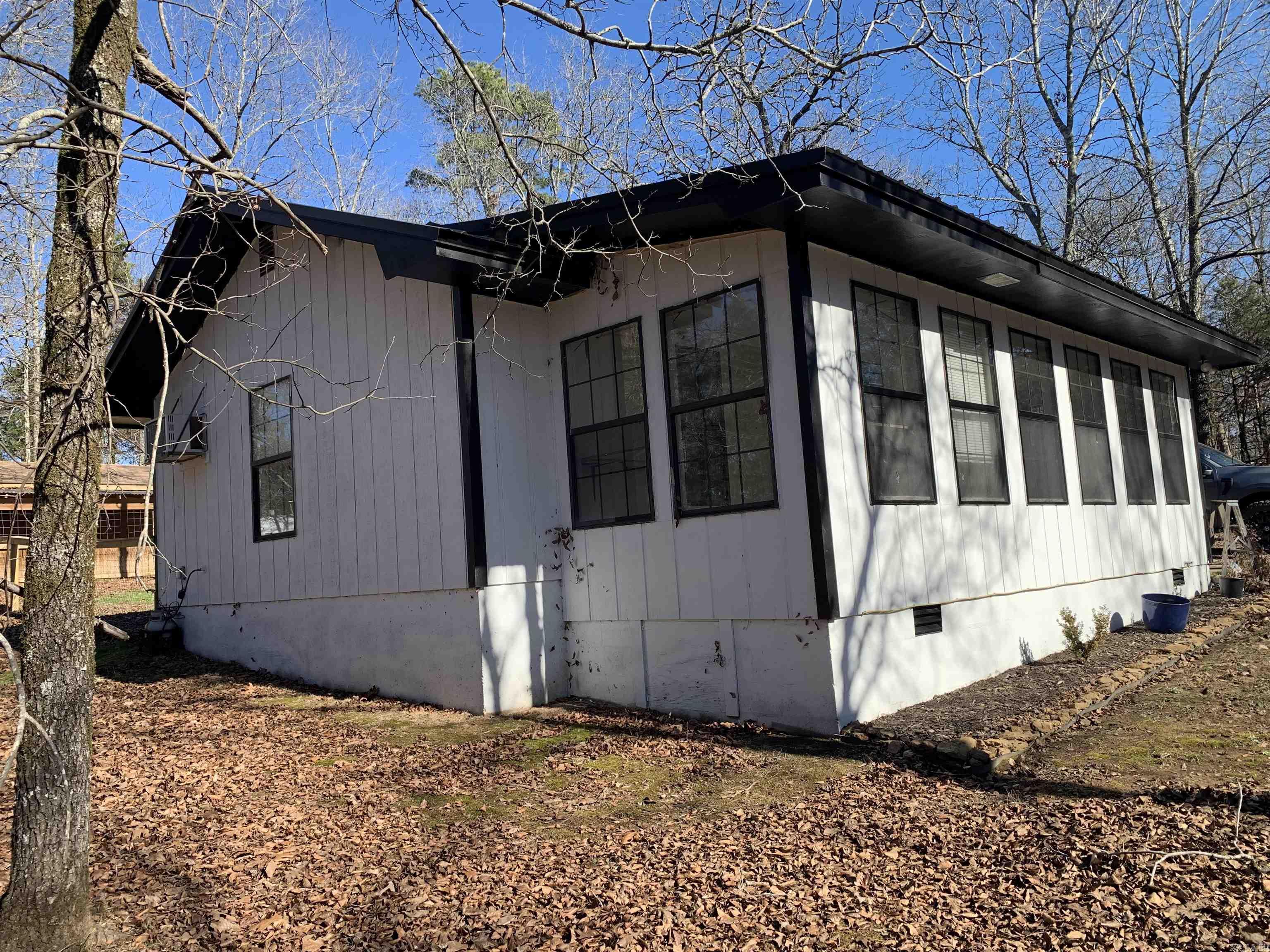 148 Copeland  Romance, AR