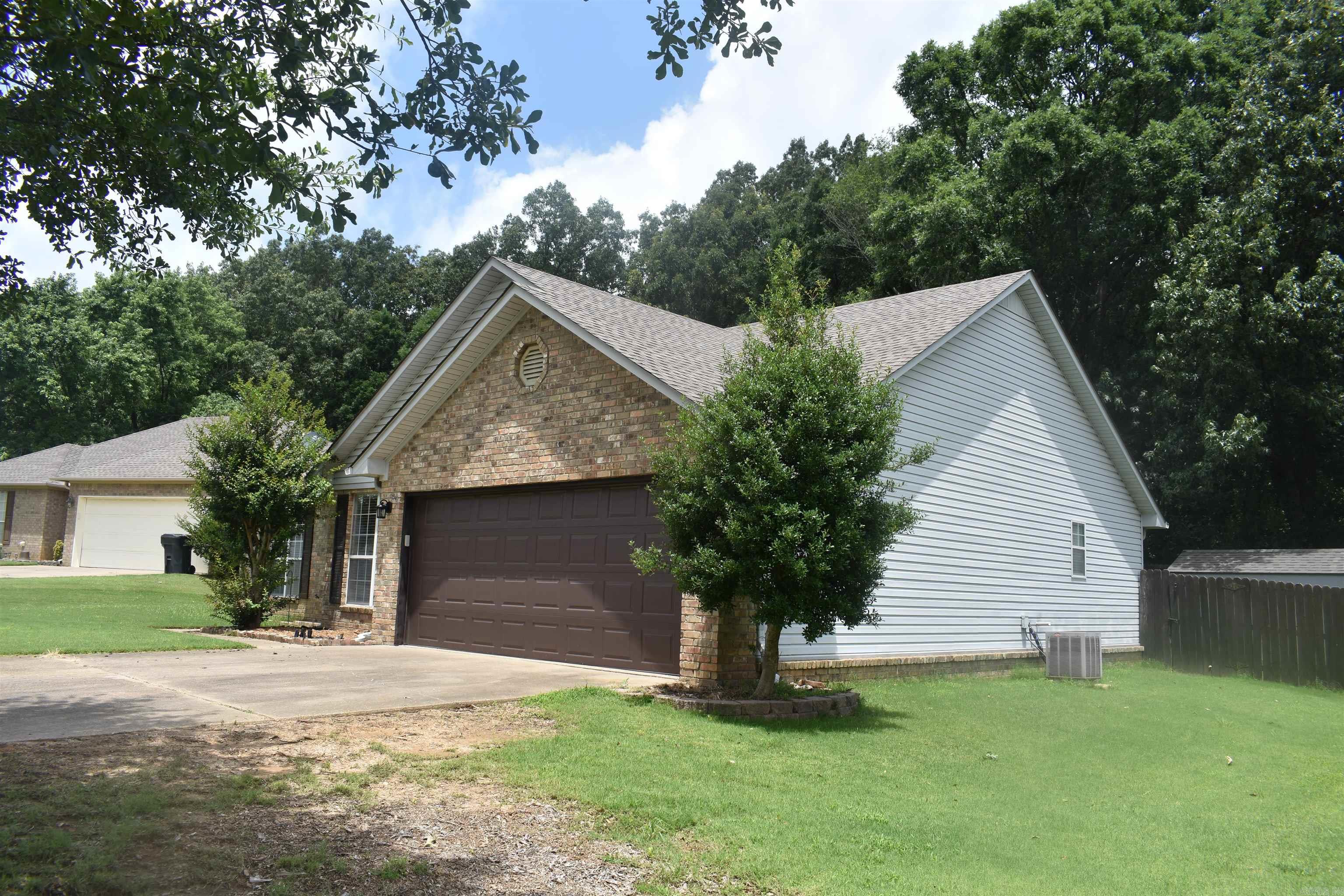 204 Savannah Drive Jonesboro, AR 72404