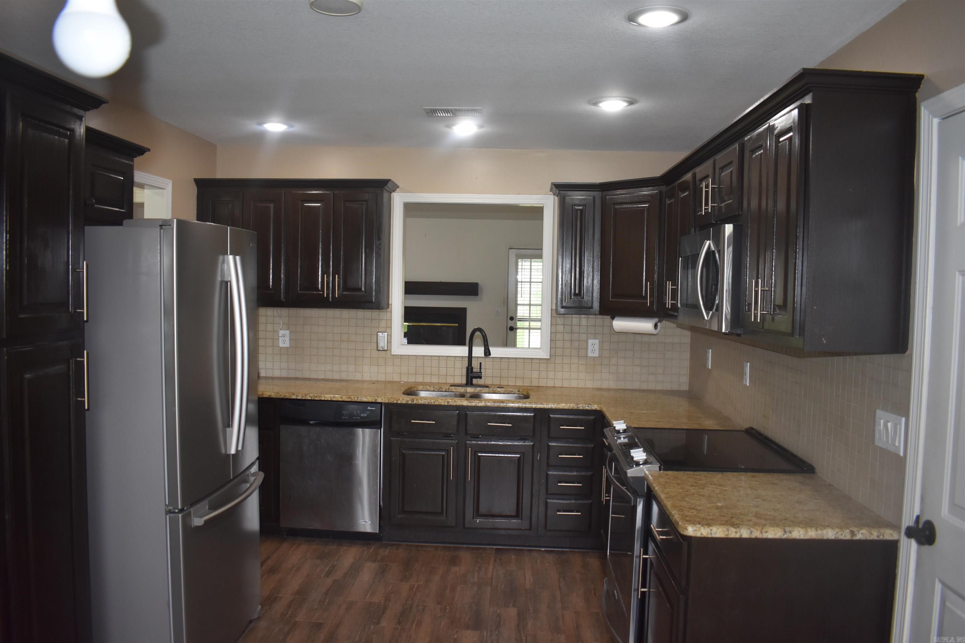 204 Savannah Drive Jonesboro, AR 72404