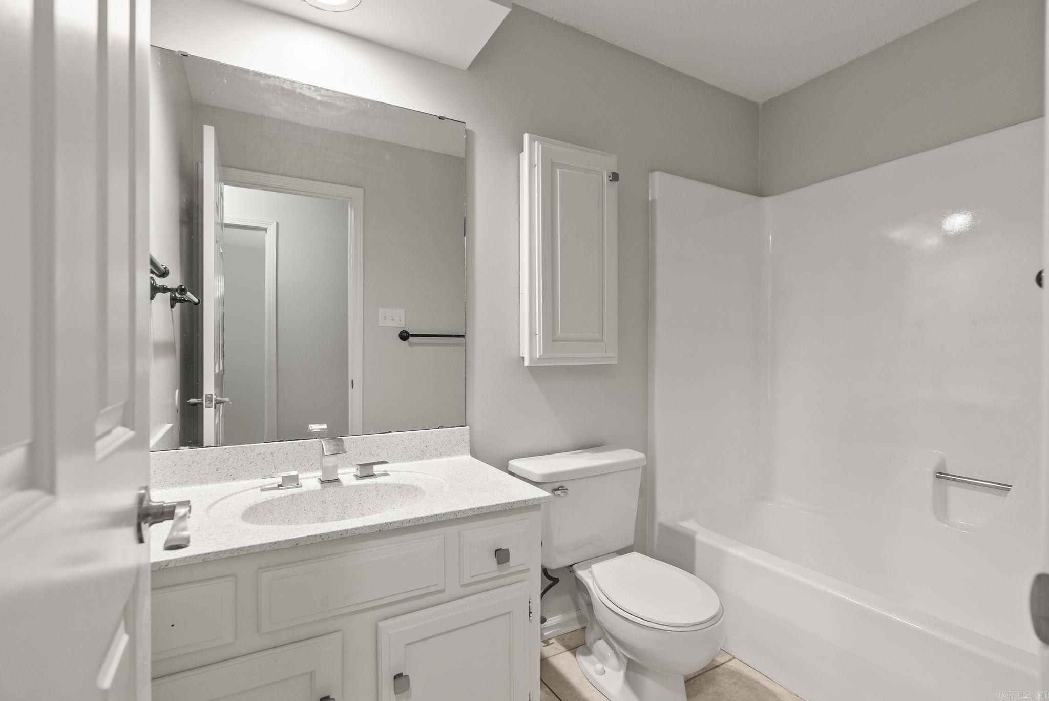 13204 Laurel Oaks  Little Rock, AR