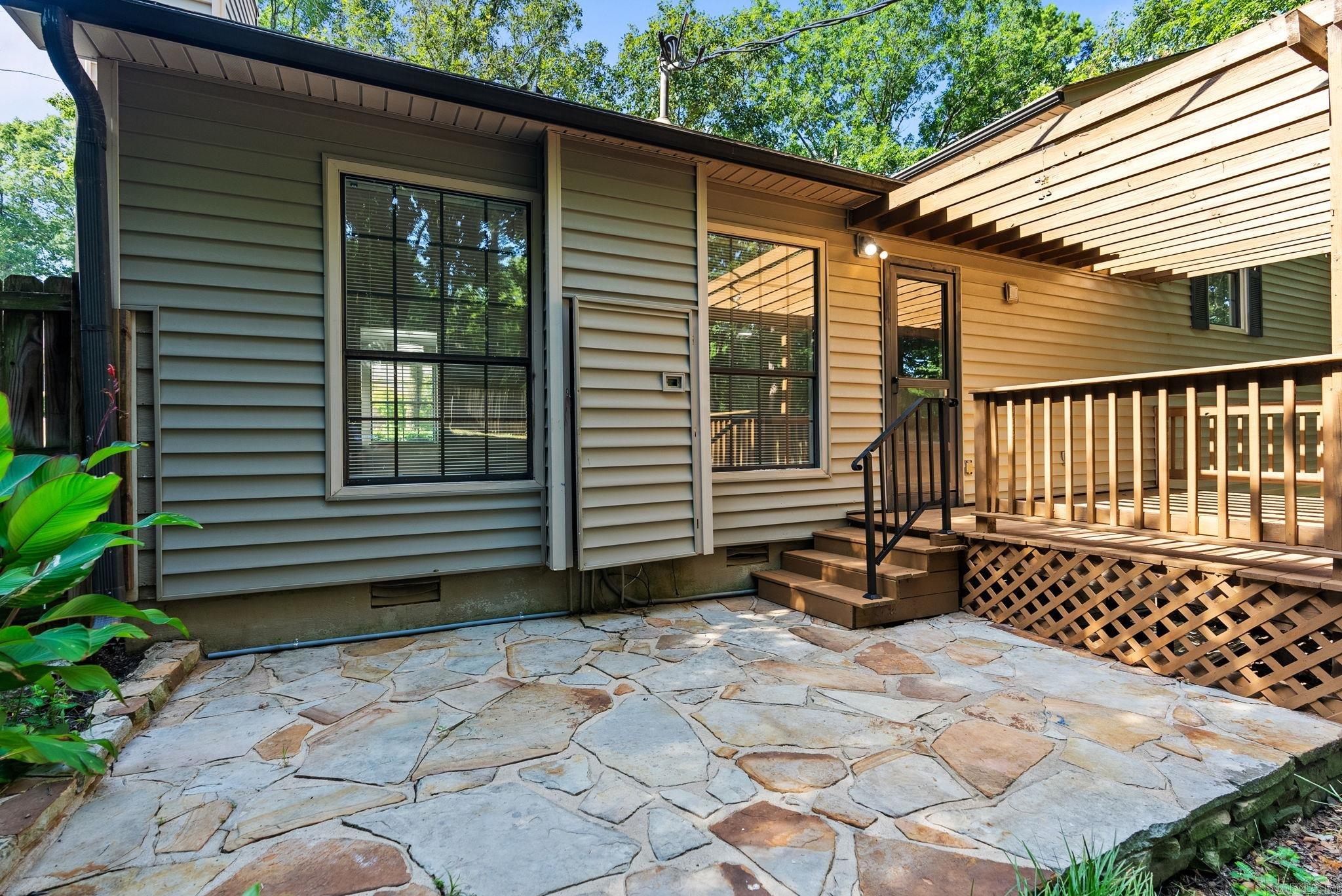 13204 Laurel Oaks  Little Rock, AR