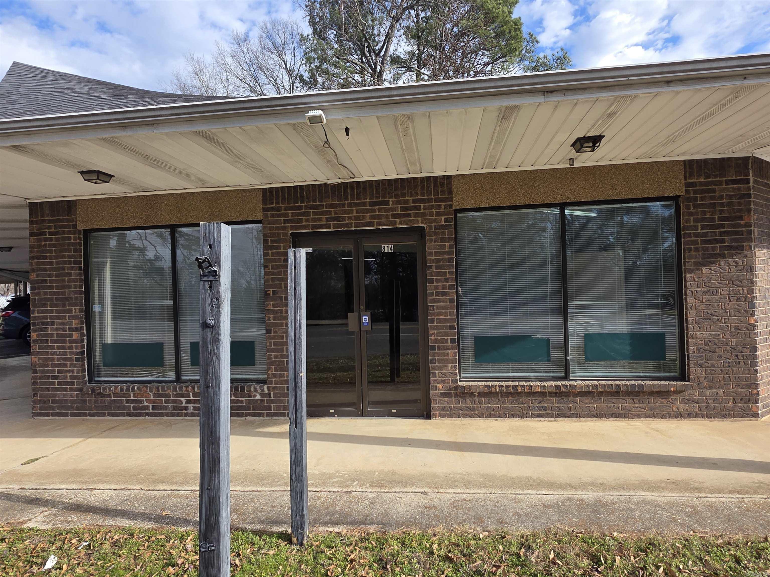 808-814 W Center  Sheridan, AR