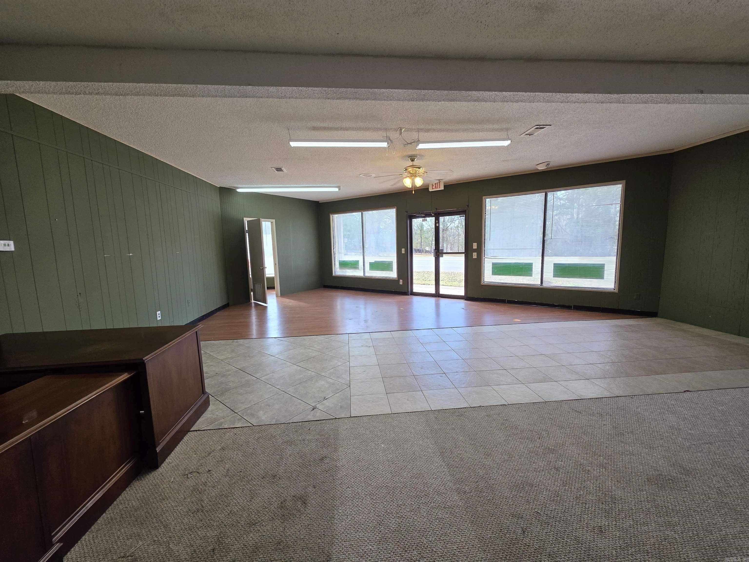 808-814 W Center  Sheridan, AR