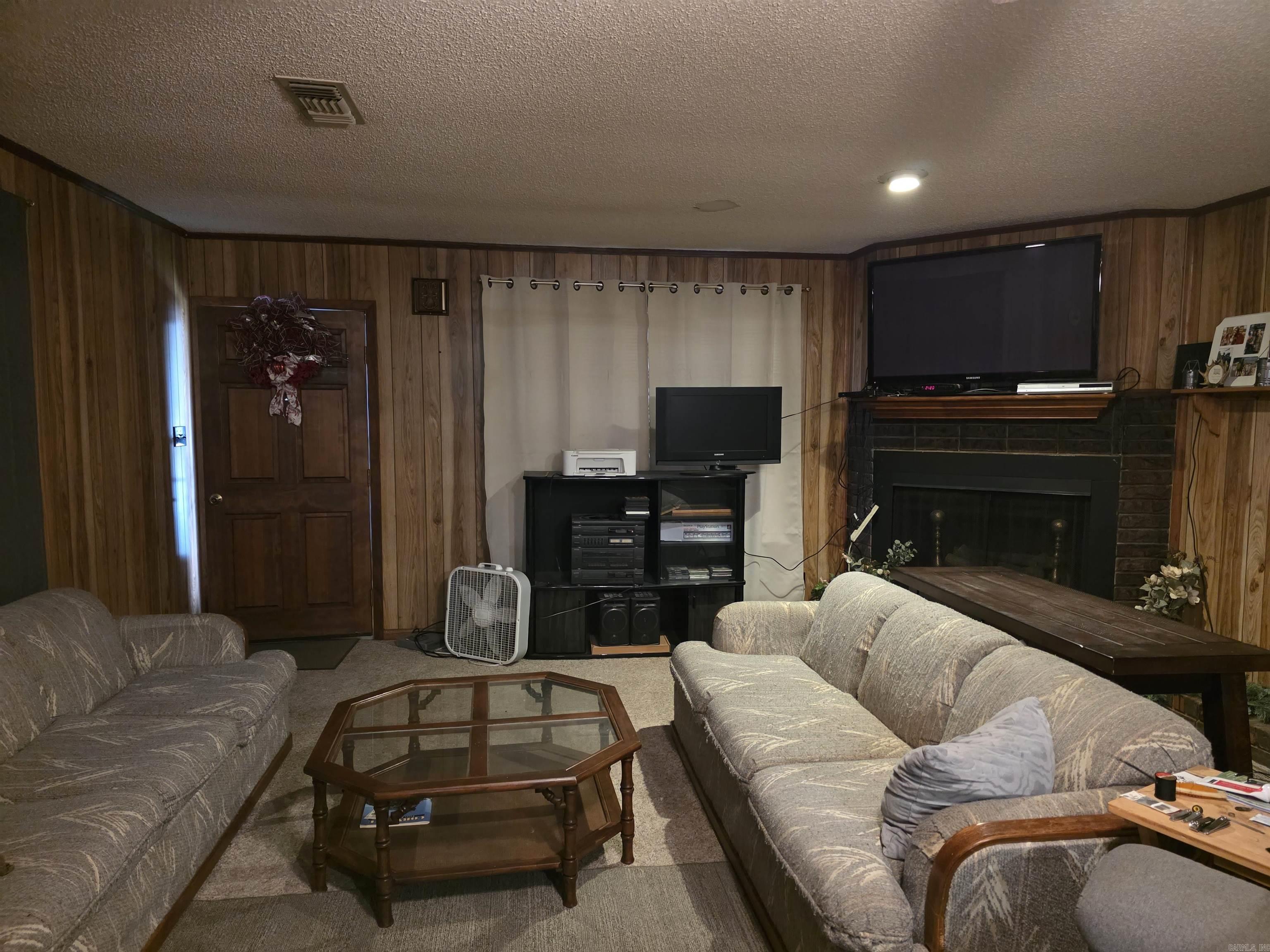 808-814 W Center  Sheridan, AR