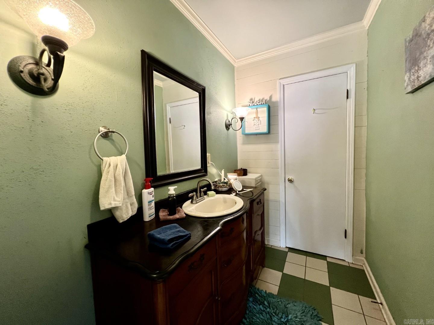 1300 N 6th  Blytheville, AR