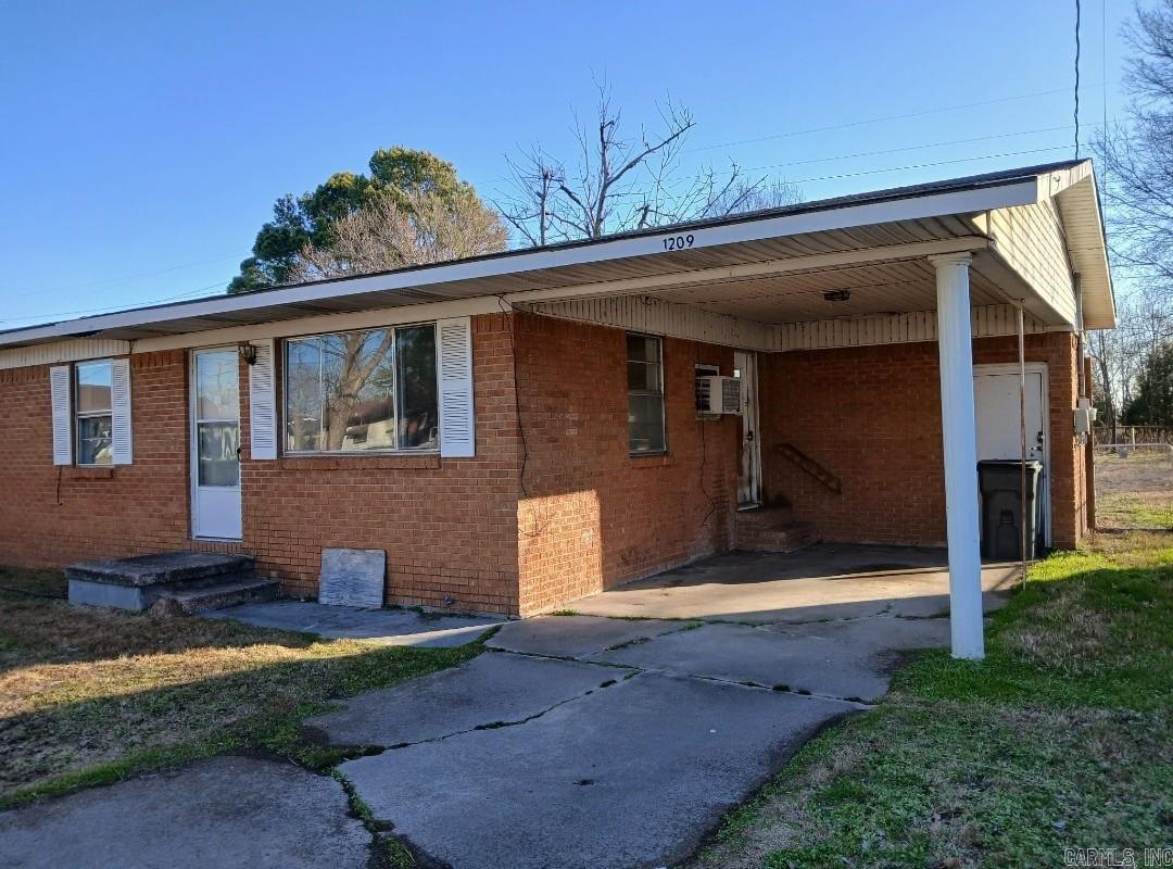 1209 Mary  Paragould, AR