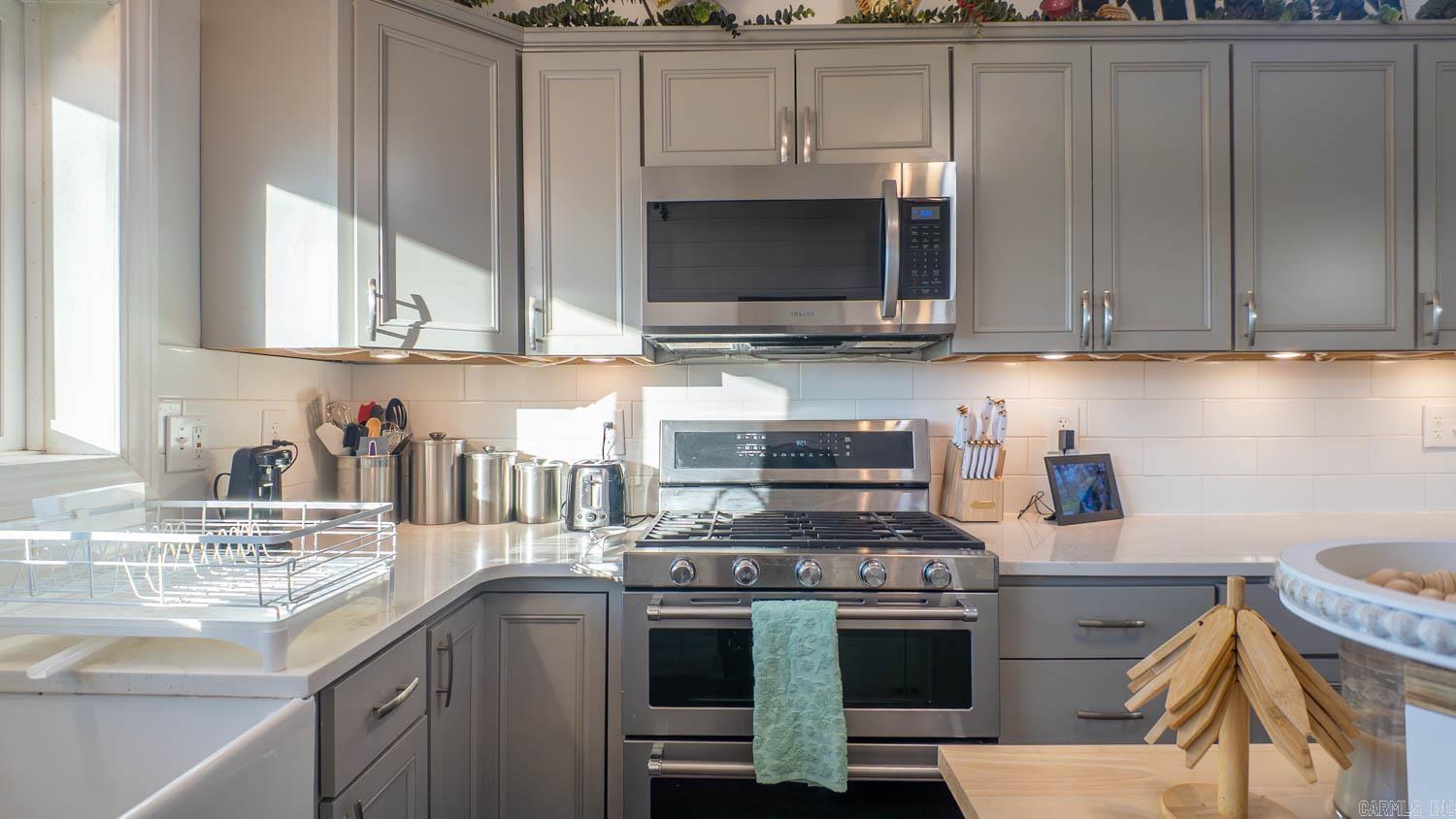 749 State Highway HH  Alton, MO