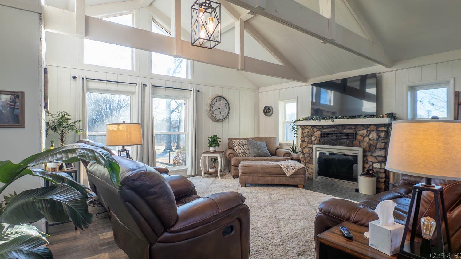 749 State Highway HH  Alton, MO