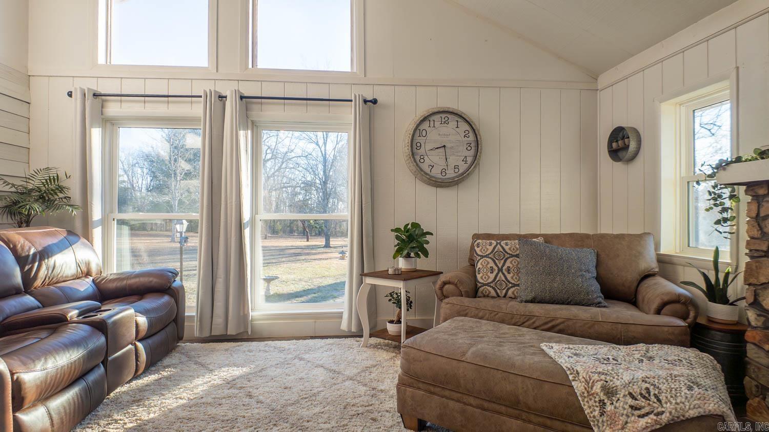 749 State Highway HH  Alton, MO