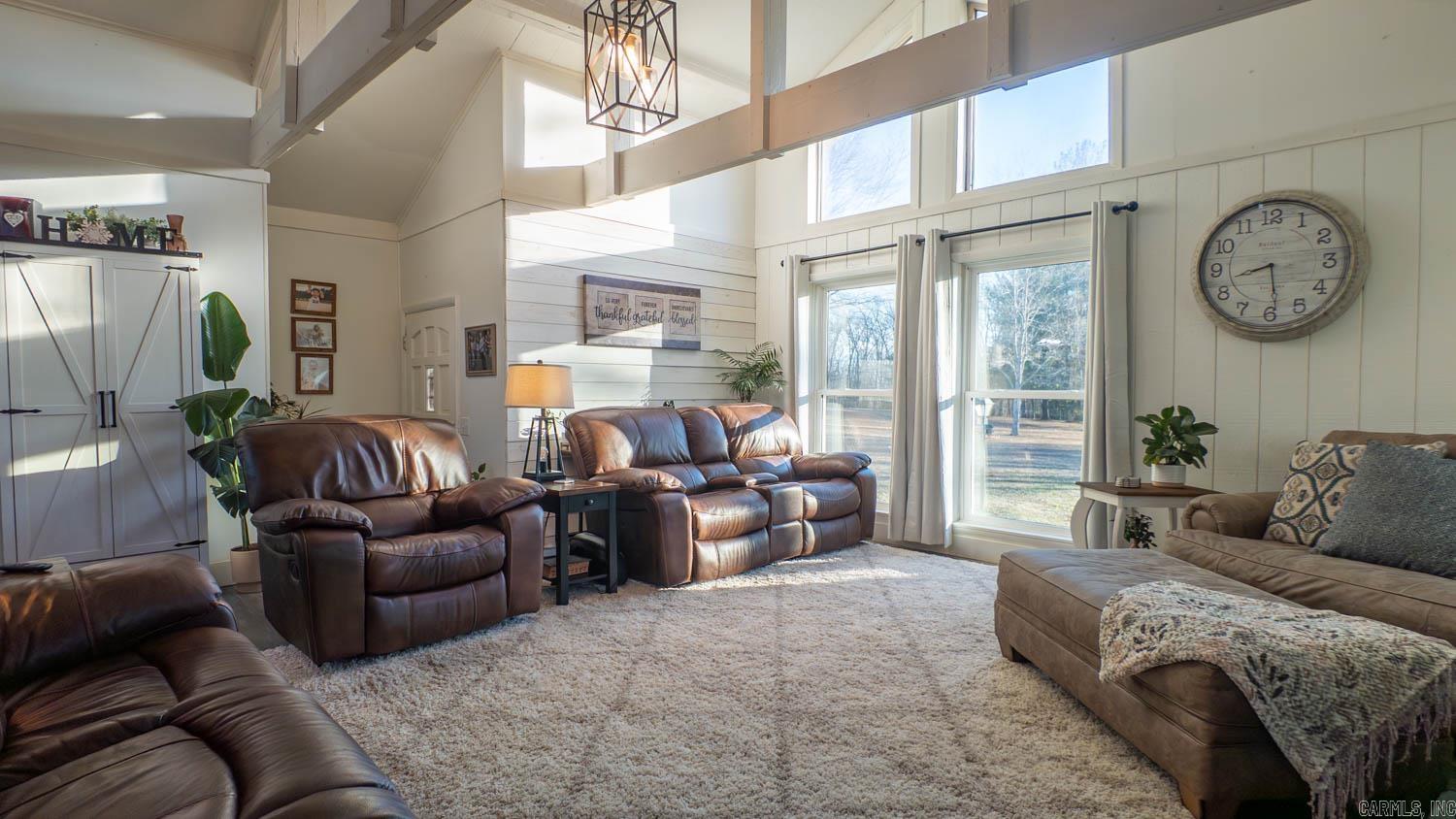 749 State Highway HH  Alton, MO