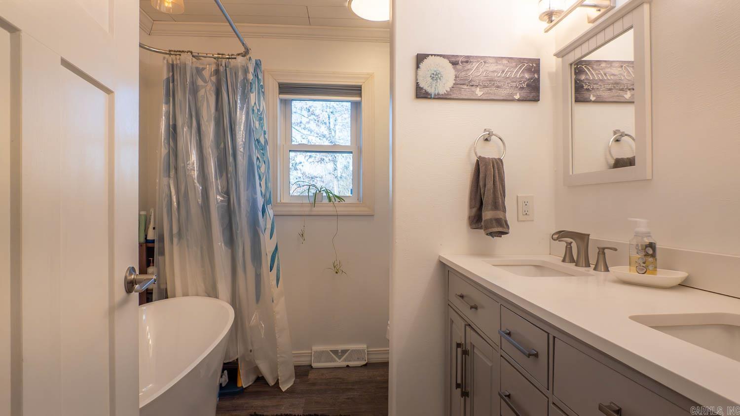 749 State Highway HH  Alton, MO