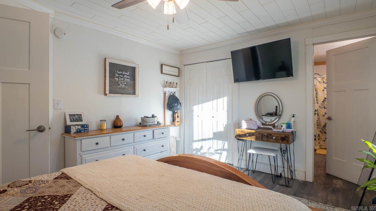 749 State Highway HH  Alton, MO