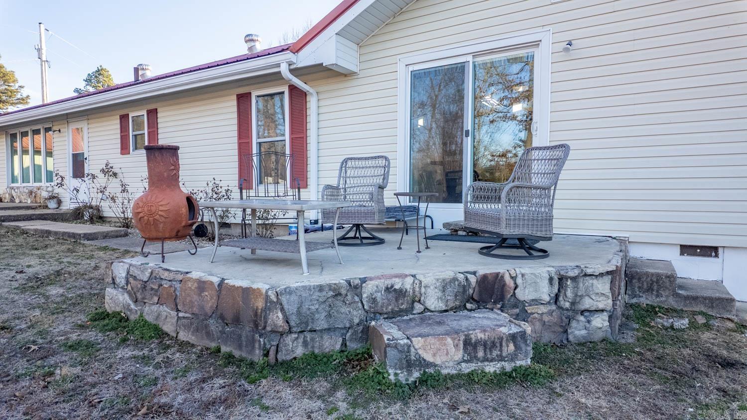 749 State Highway HH  Alton, MO