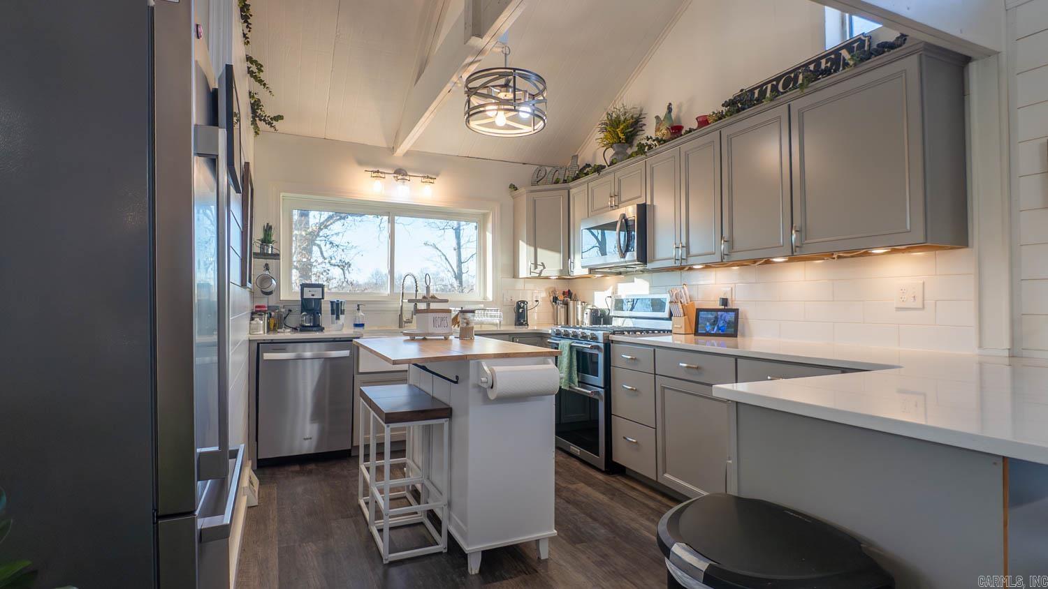 749 State Highway HH  Alton, MO