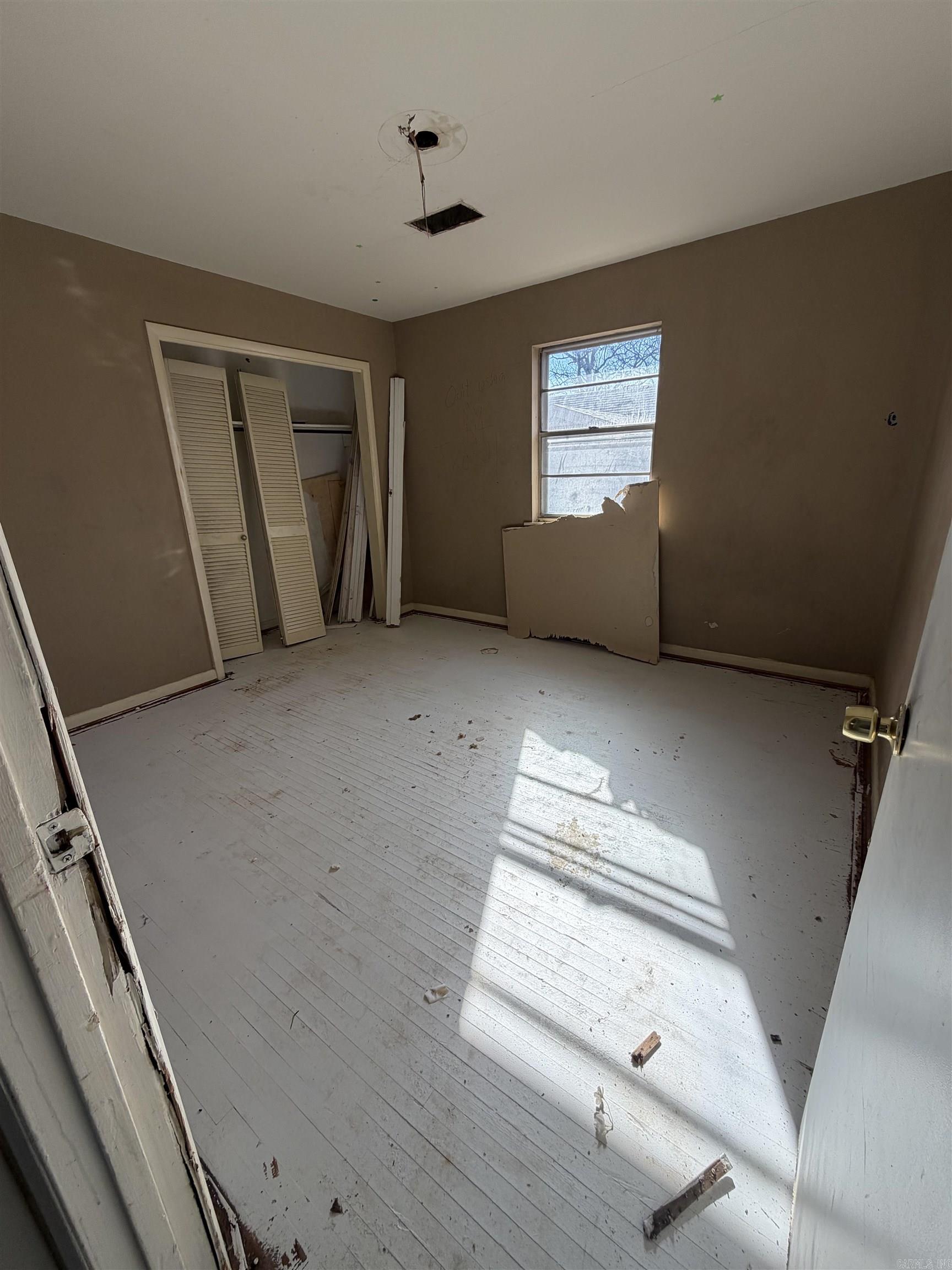 1020 N Hughes  Little Rock, AR