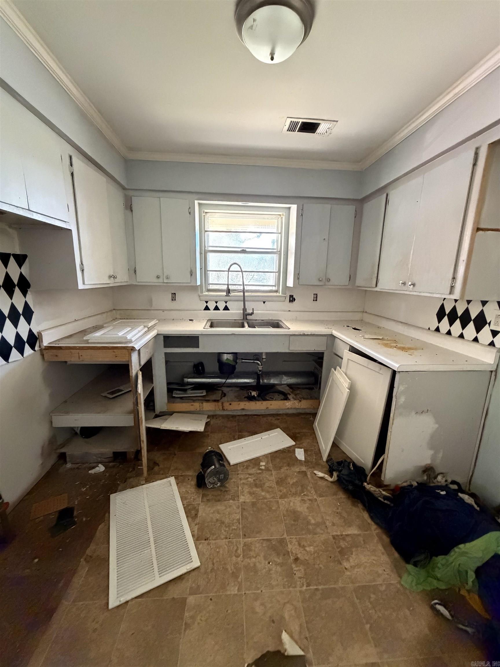 1020 N Hughes  Little Rock, AR