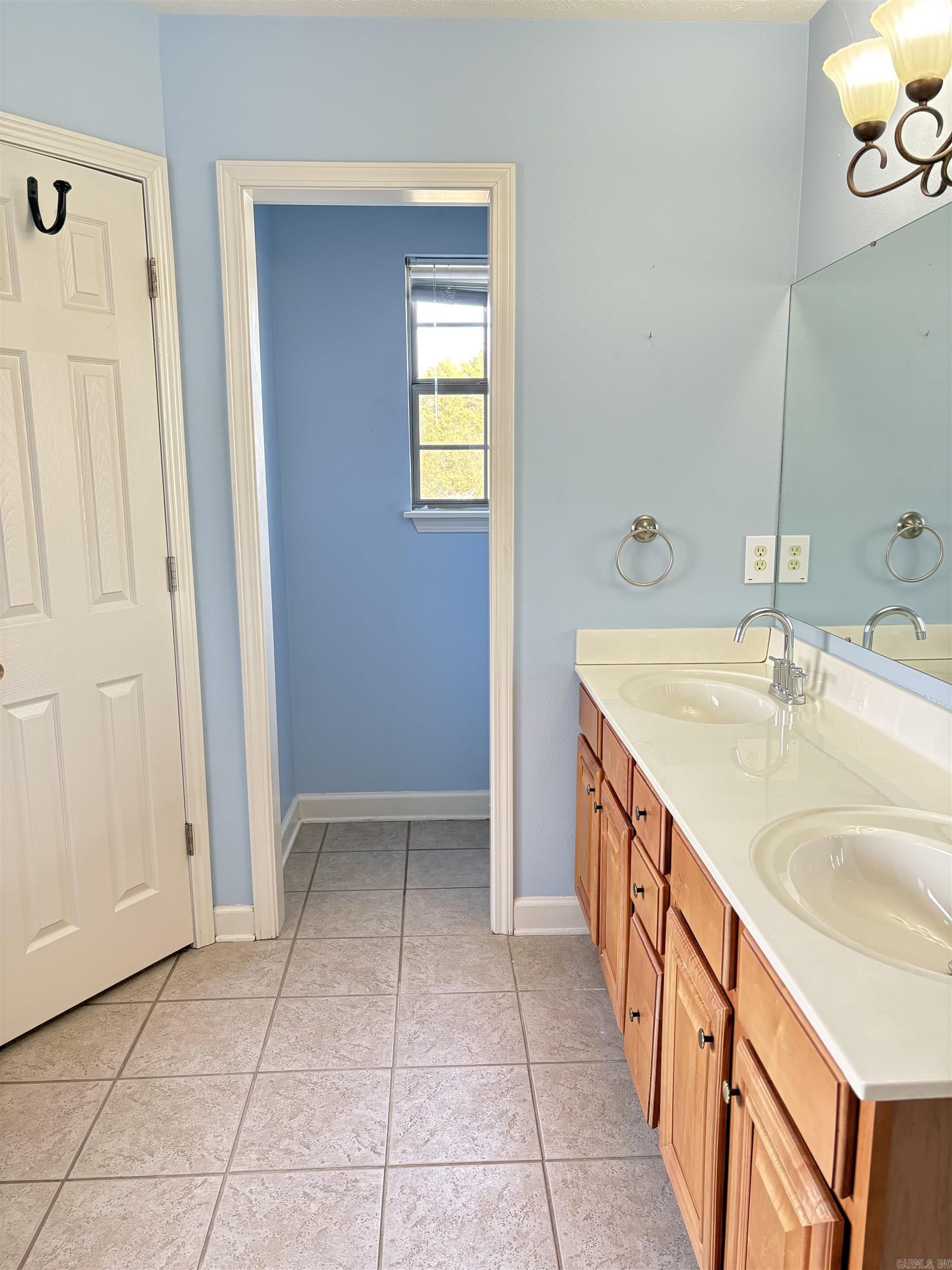 5 Lilly Cove Guy, AR 72058-1111