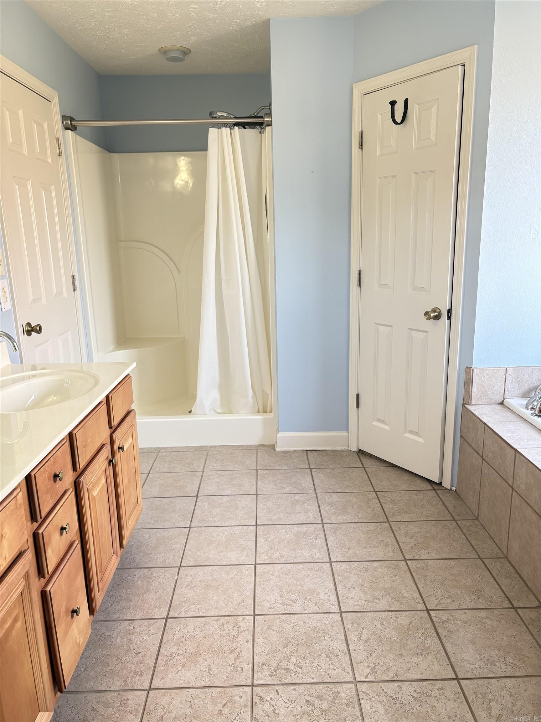 5 Lilly Cove Guy, AR 72058-1111