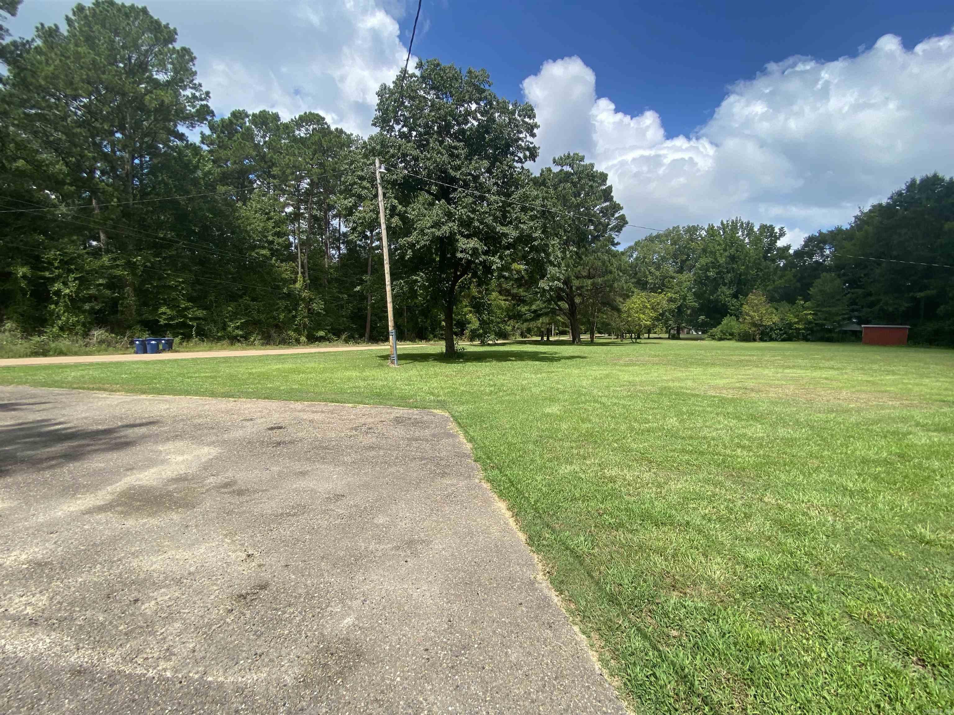 1804 Philadelphia Rd.  El Dorado, AR