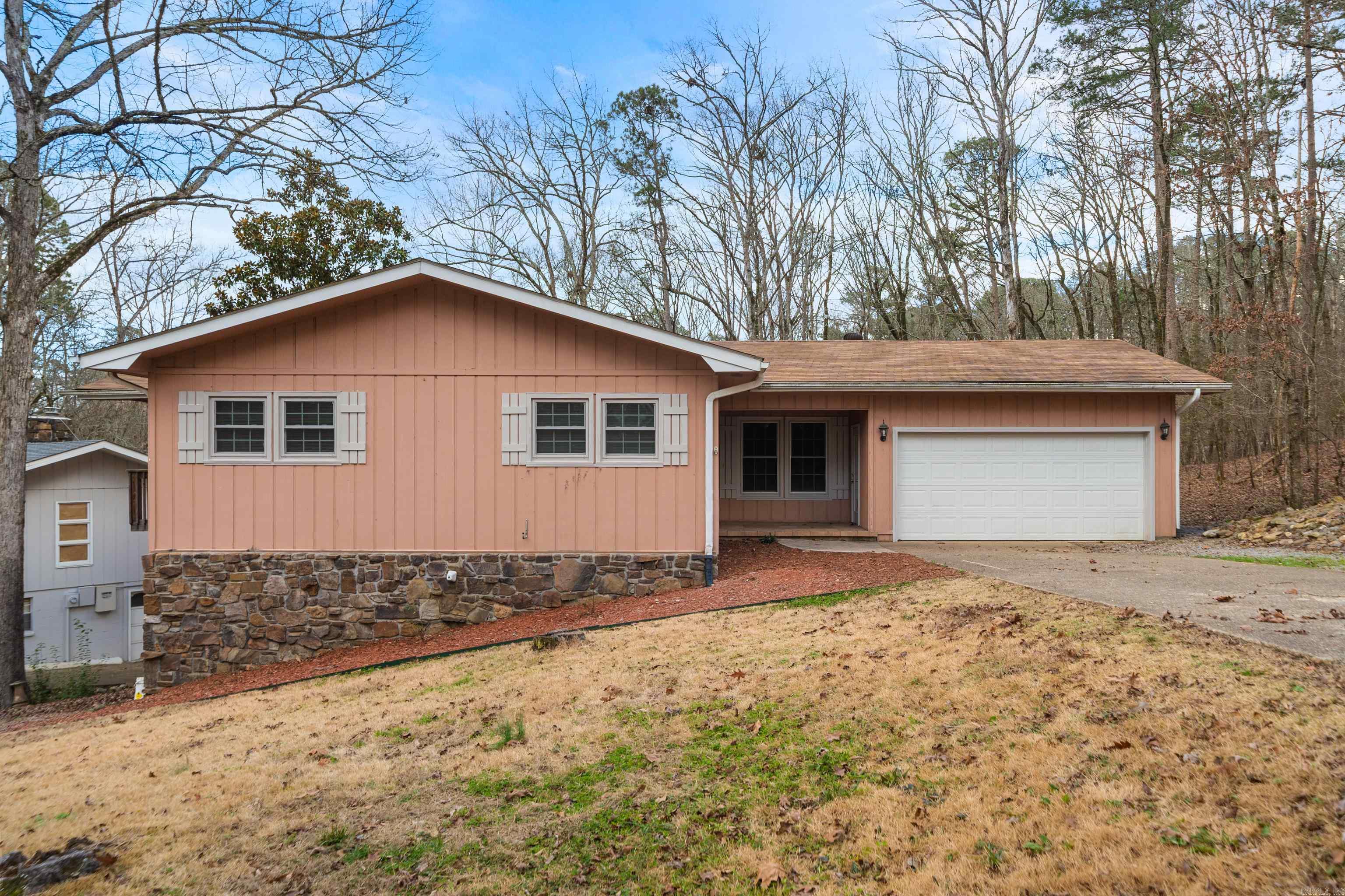 7 Marin  Hot Springs Village, AR