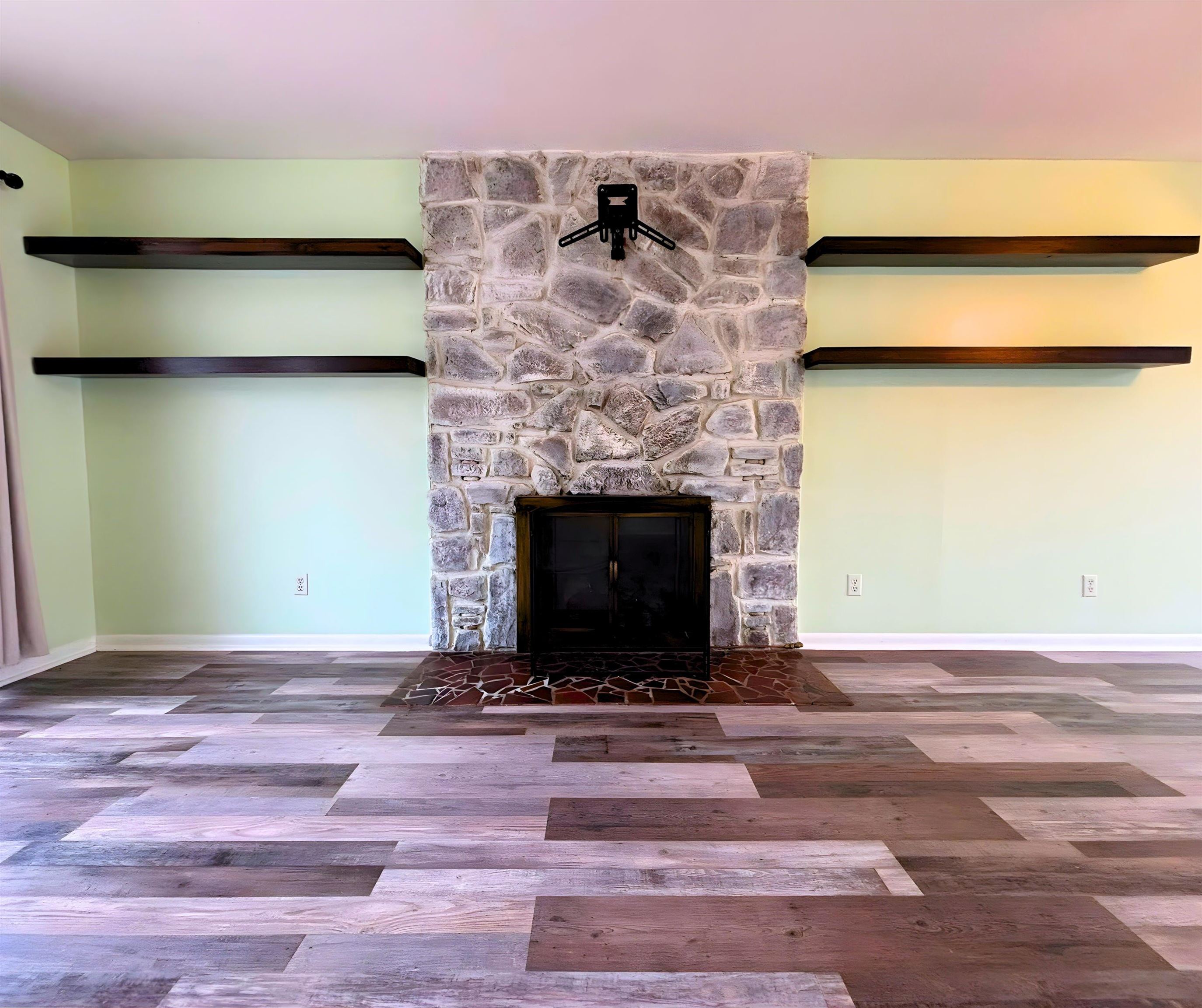 15 Setting Sun  Cherokee Village, AR