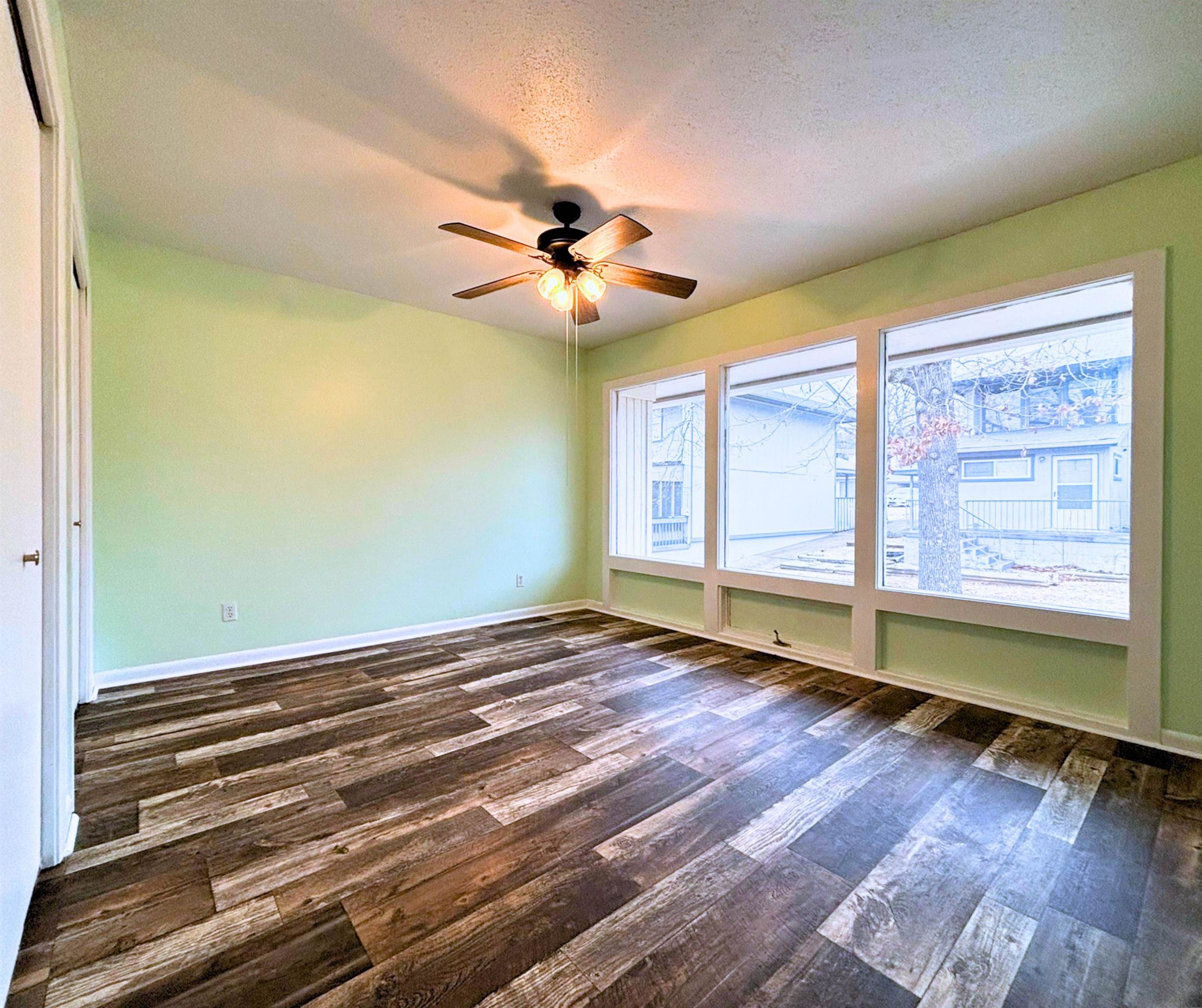 15 Setting Sun  Cherokee Village, AR