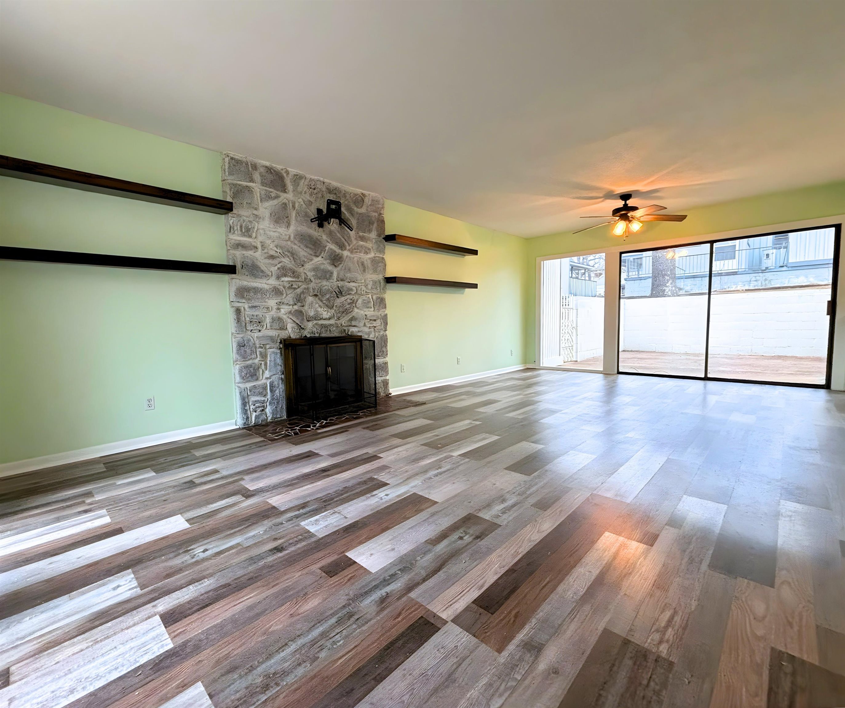 15 Setting Sun  Cherokee Village, AR