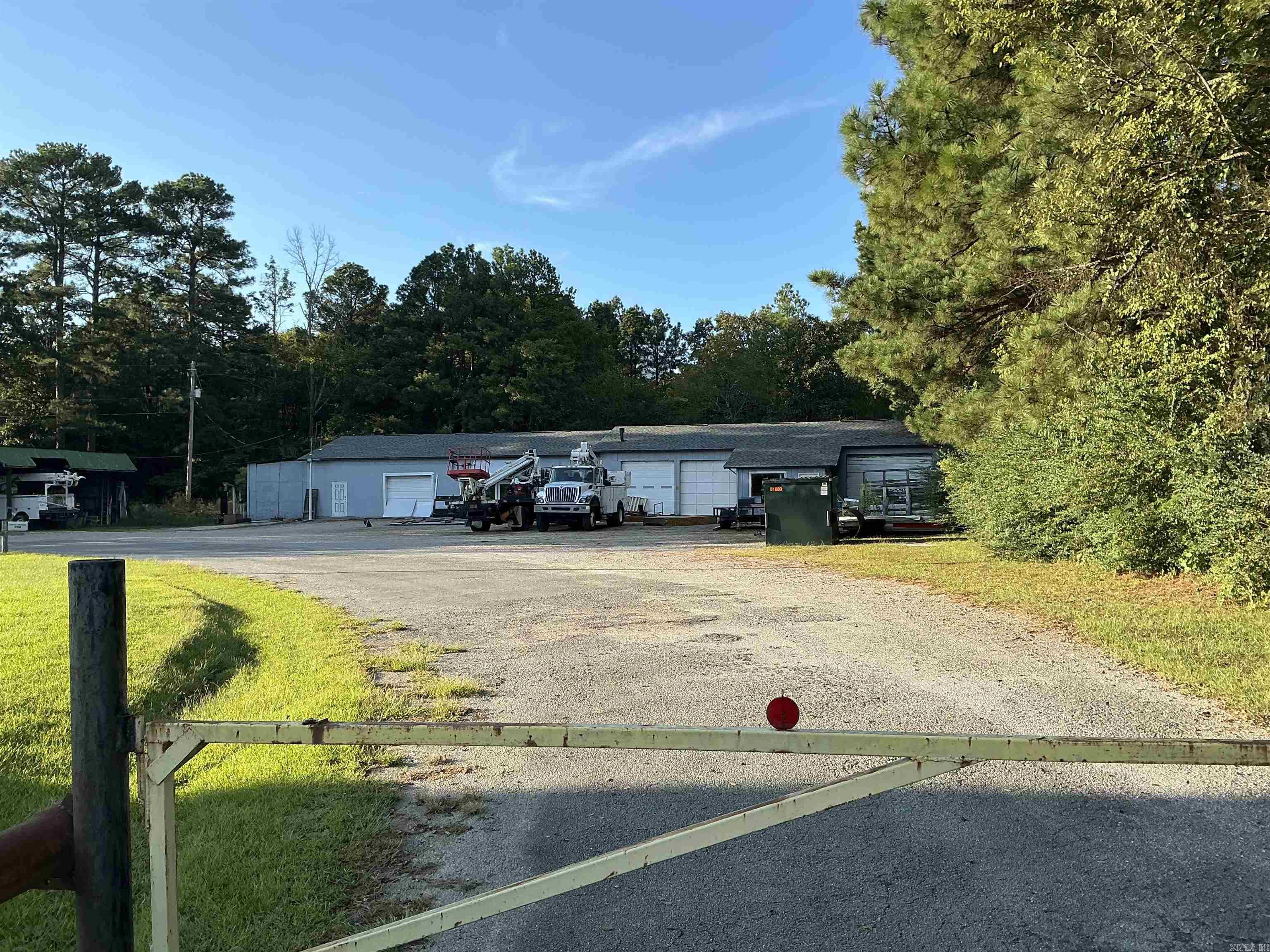 2208 Airport  Hot Springs, AR